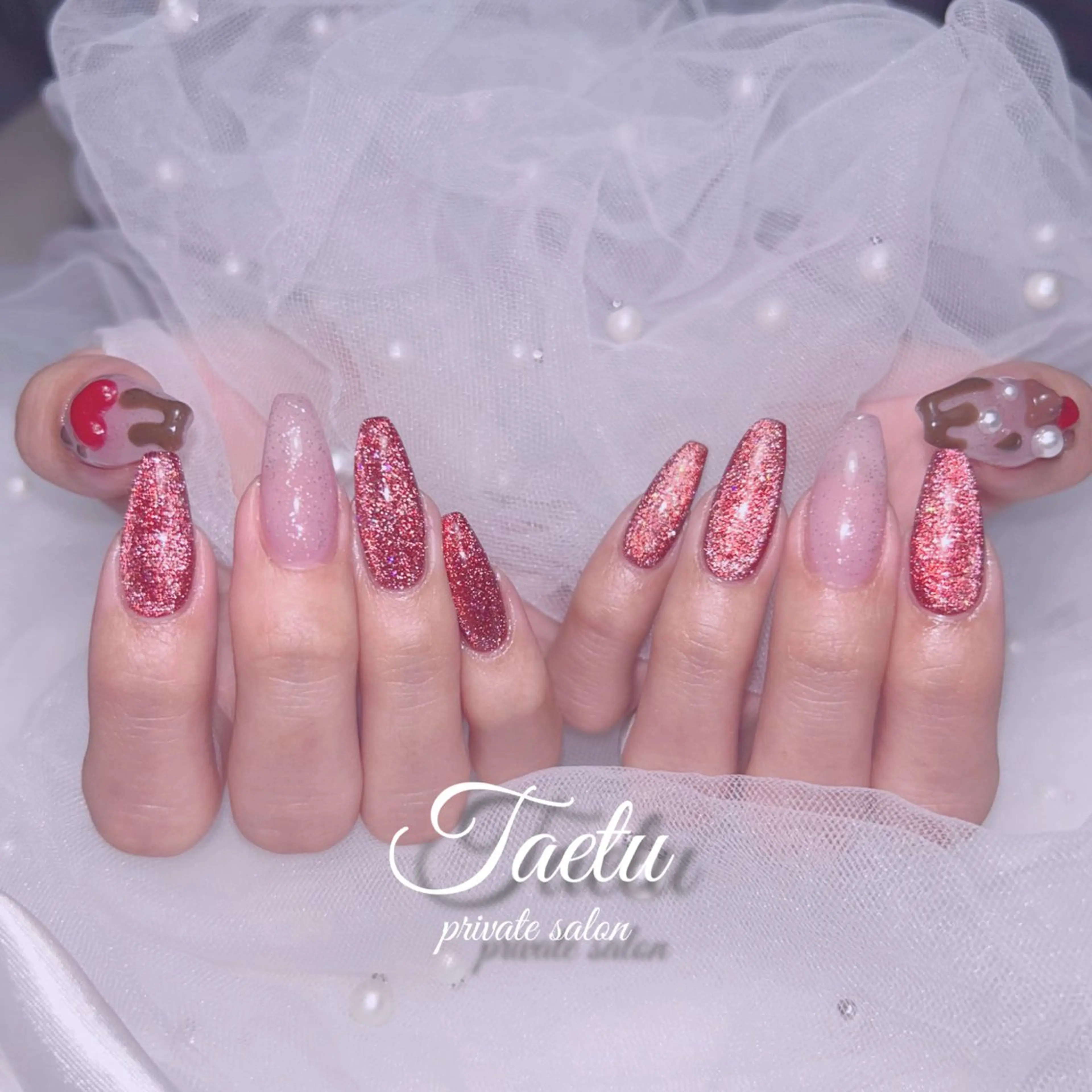 ネイル 𝐓𝐀𝐄𝐓𝐔 💜Ayumiのネイルデザイン