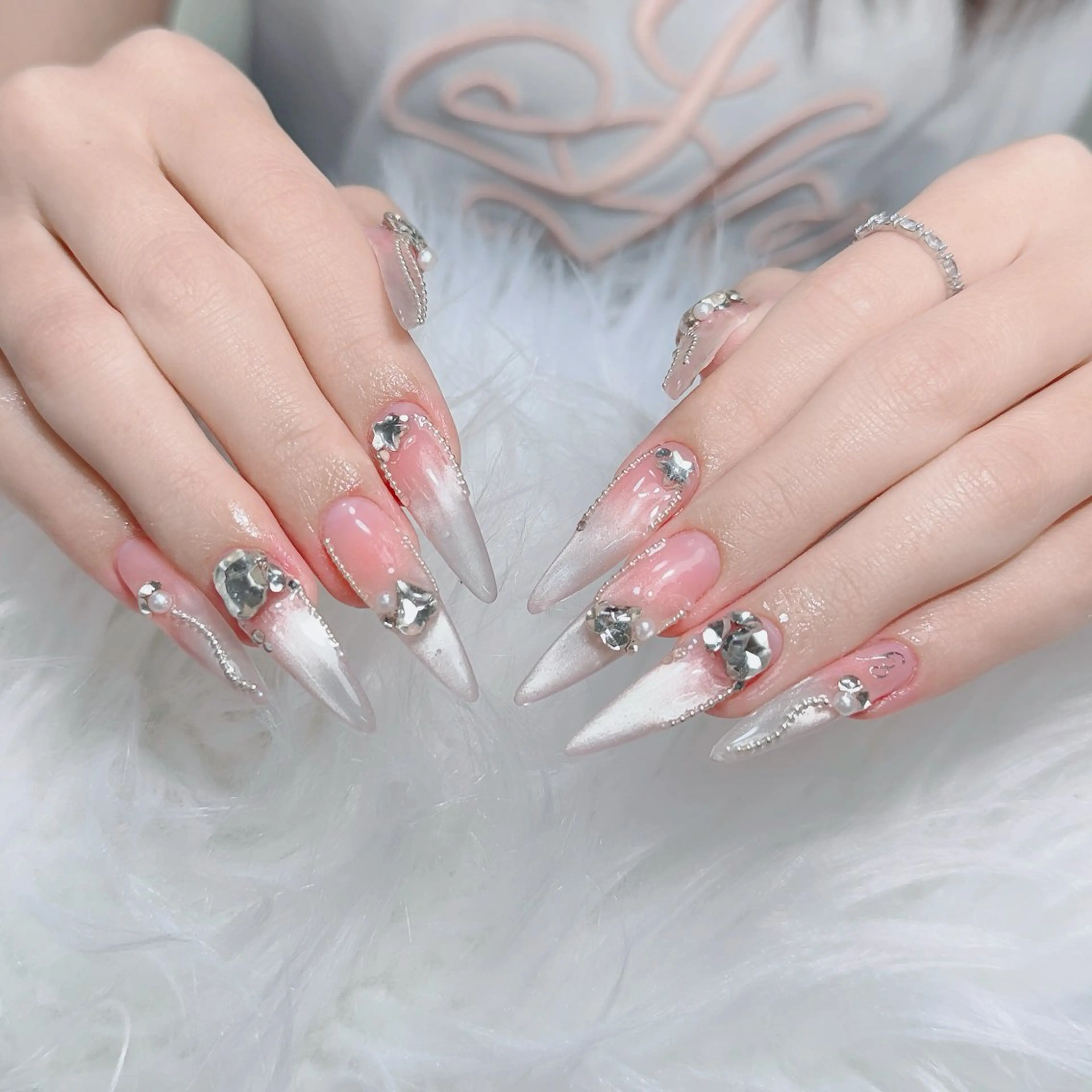 ネイル アートネイル フレンチネイル ジェルネイル 韓国ネイル マグネットネイル Lenie Nail Salonのネイルデザイン