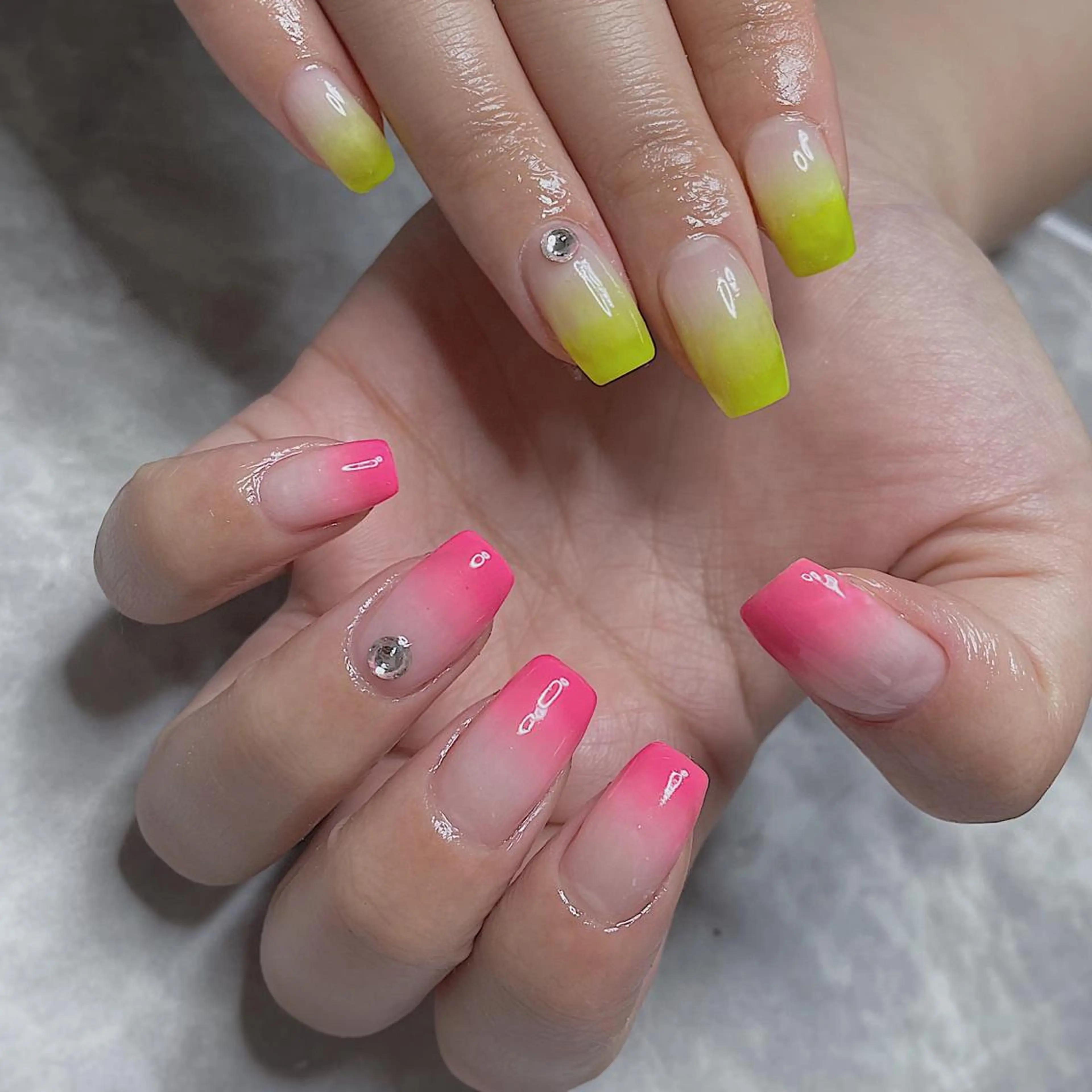 ネイル アートネイル 長さ出し ジェルネイル スカルプネイル 春ネイル ハンドネイル SYU'NAIL /YUKIのネイルデザイン