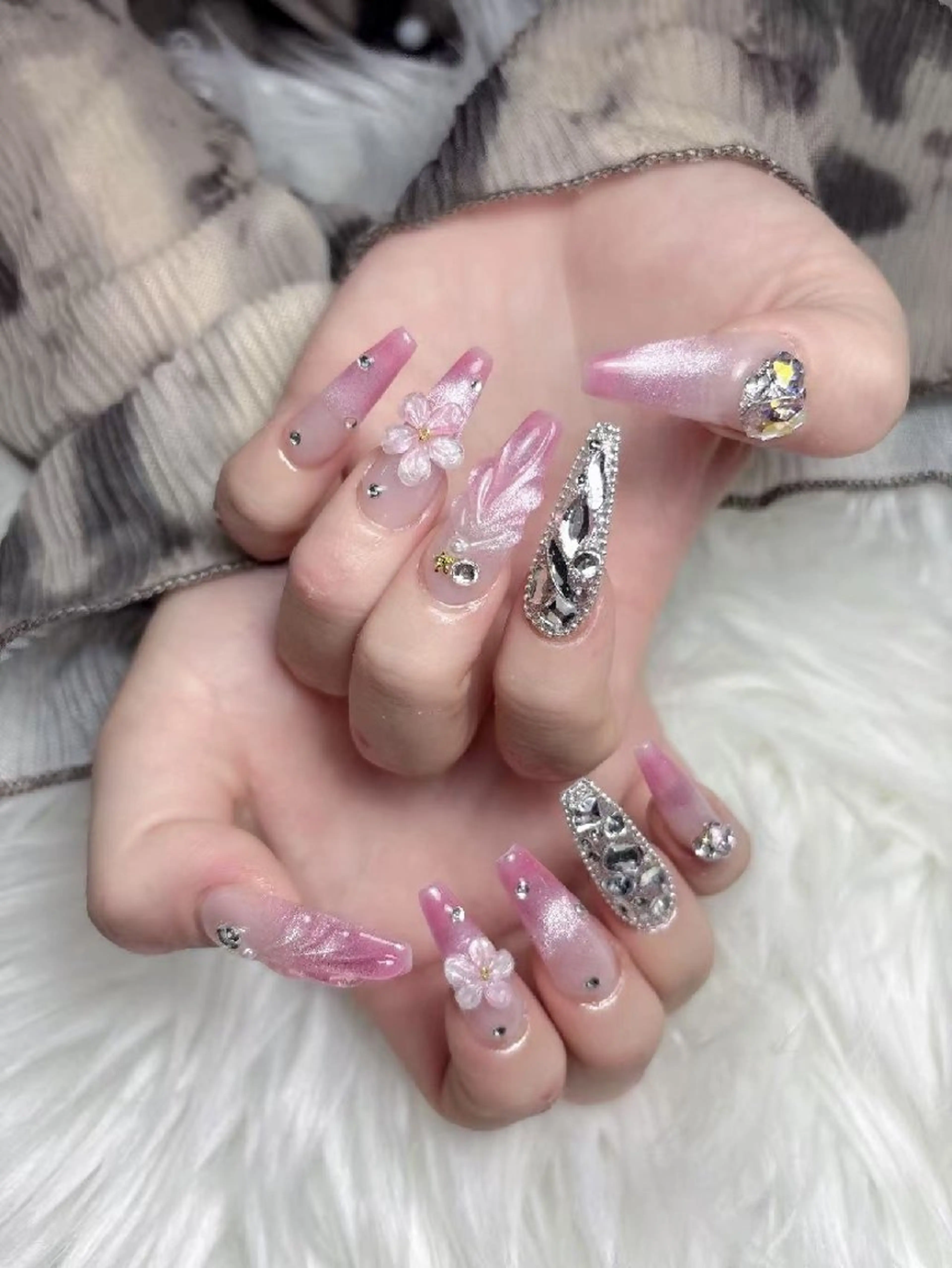 ネイル ENsalon AKIRAのネイルデザイン