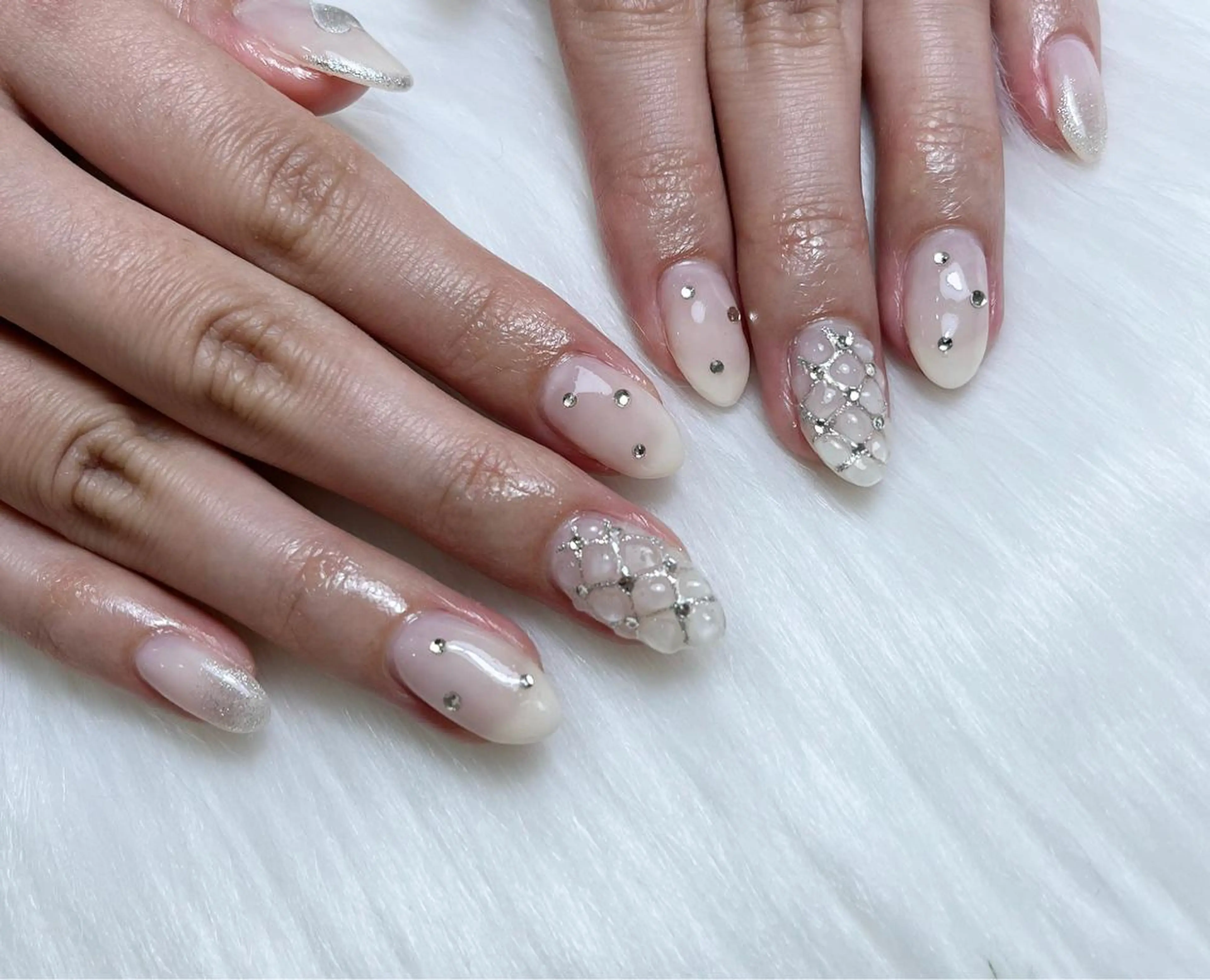 ネイル ホワイト #Amin nail salonのネイルデザイン