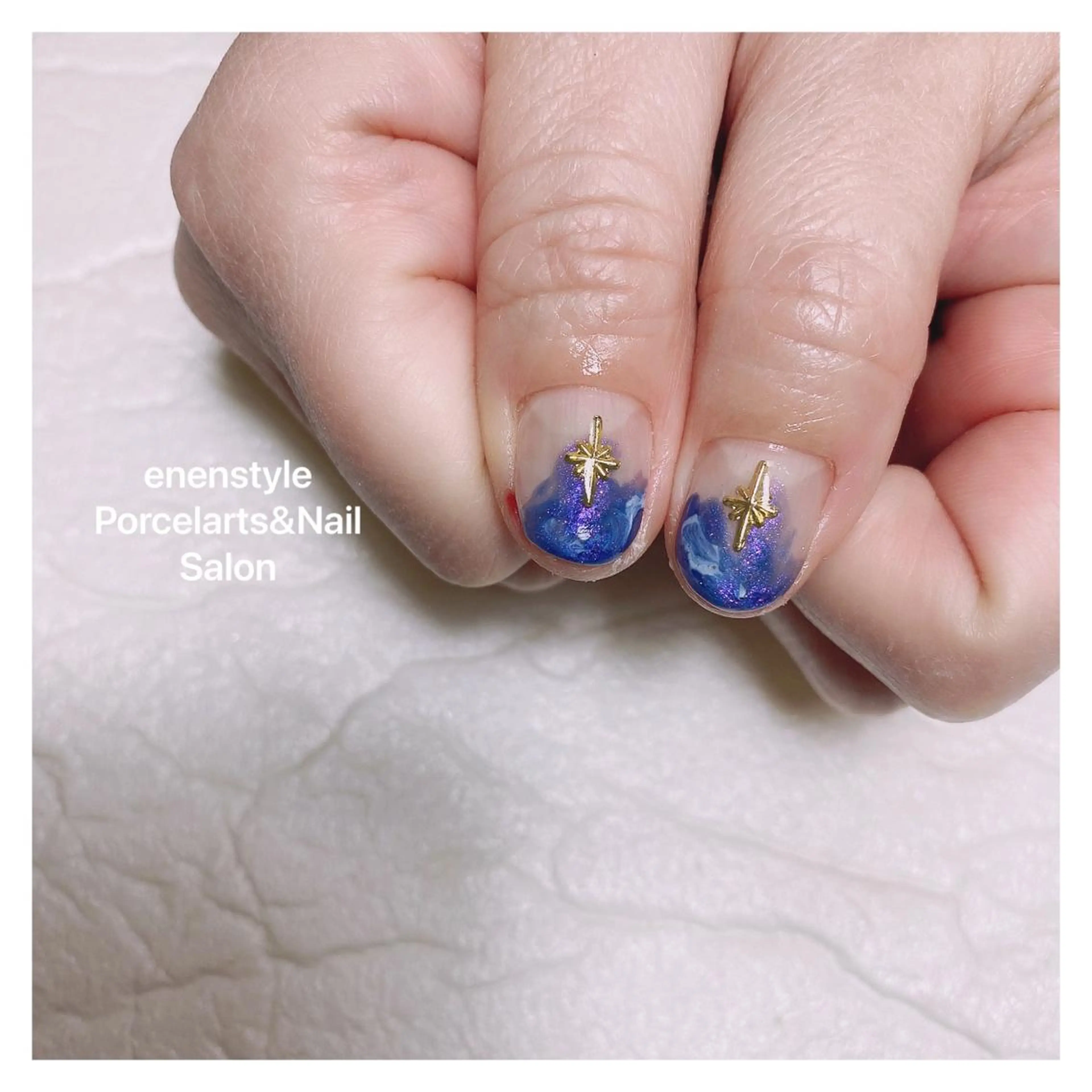 ショート ネイル 👑enen style👑のネイルデザイン