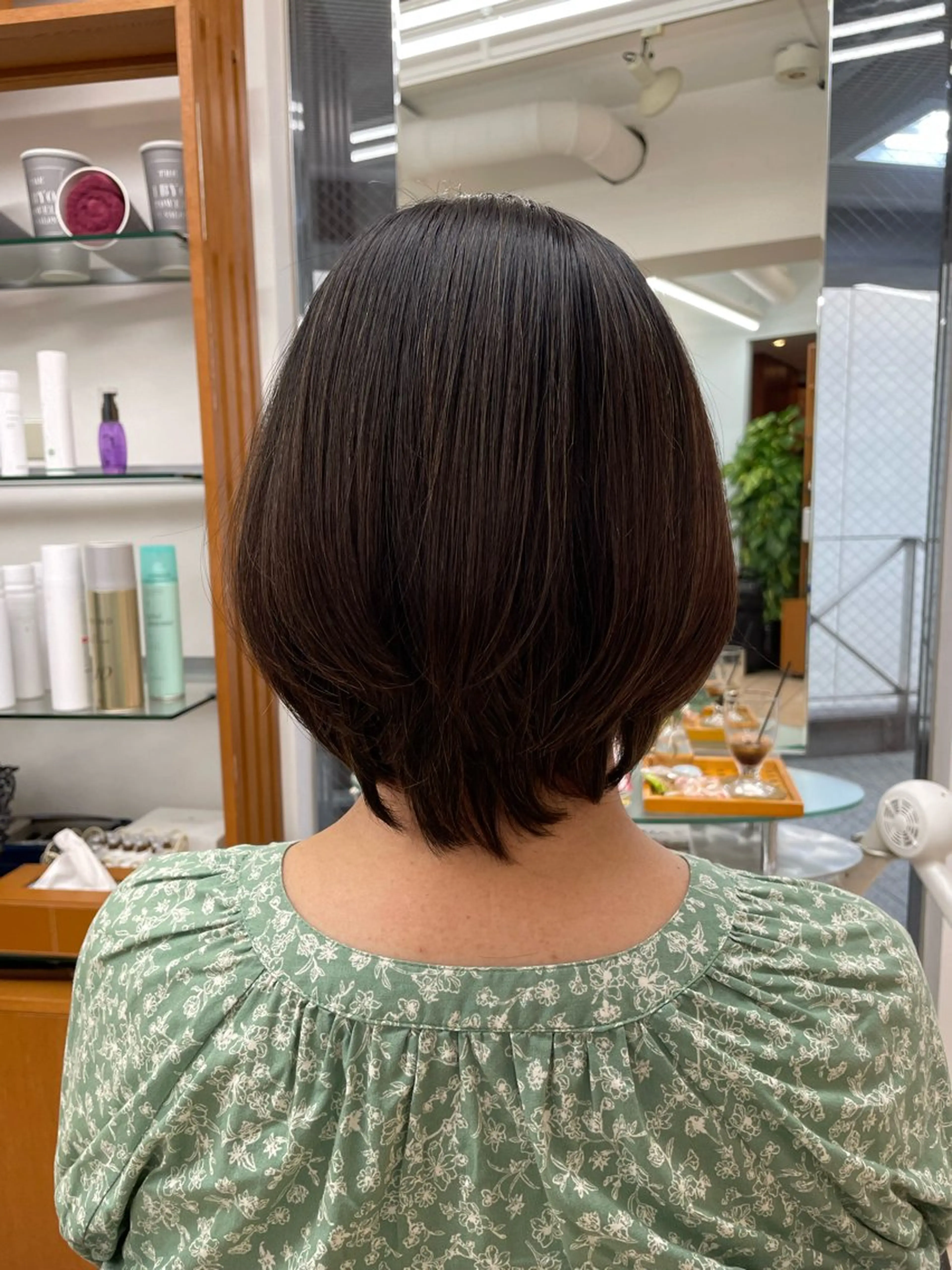 ミディアム カラー グラデーションカラー ボブ カット ヘアカラー 宗村 嘉哉のヘアスタイル