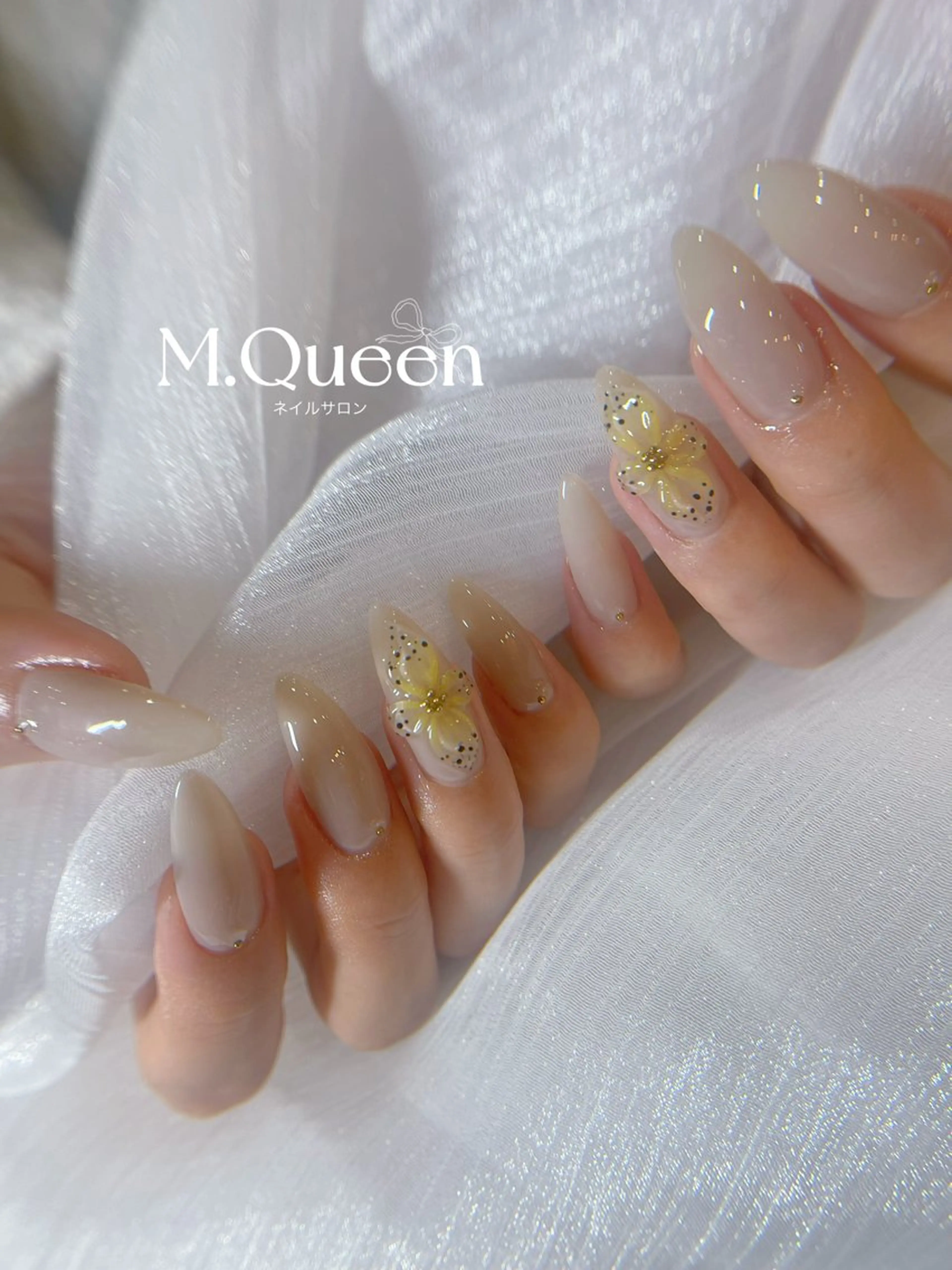 ネイル ハンドネイル MQueen ネイルサロンマルのネイルデザイン