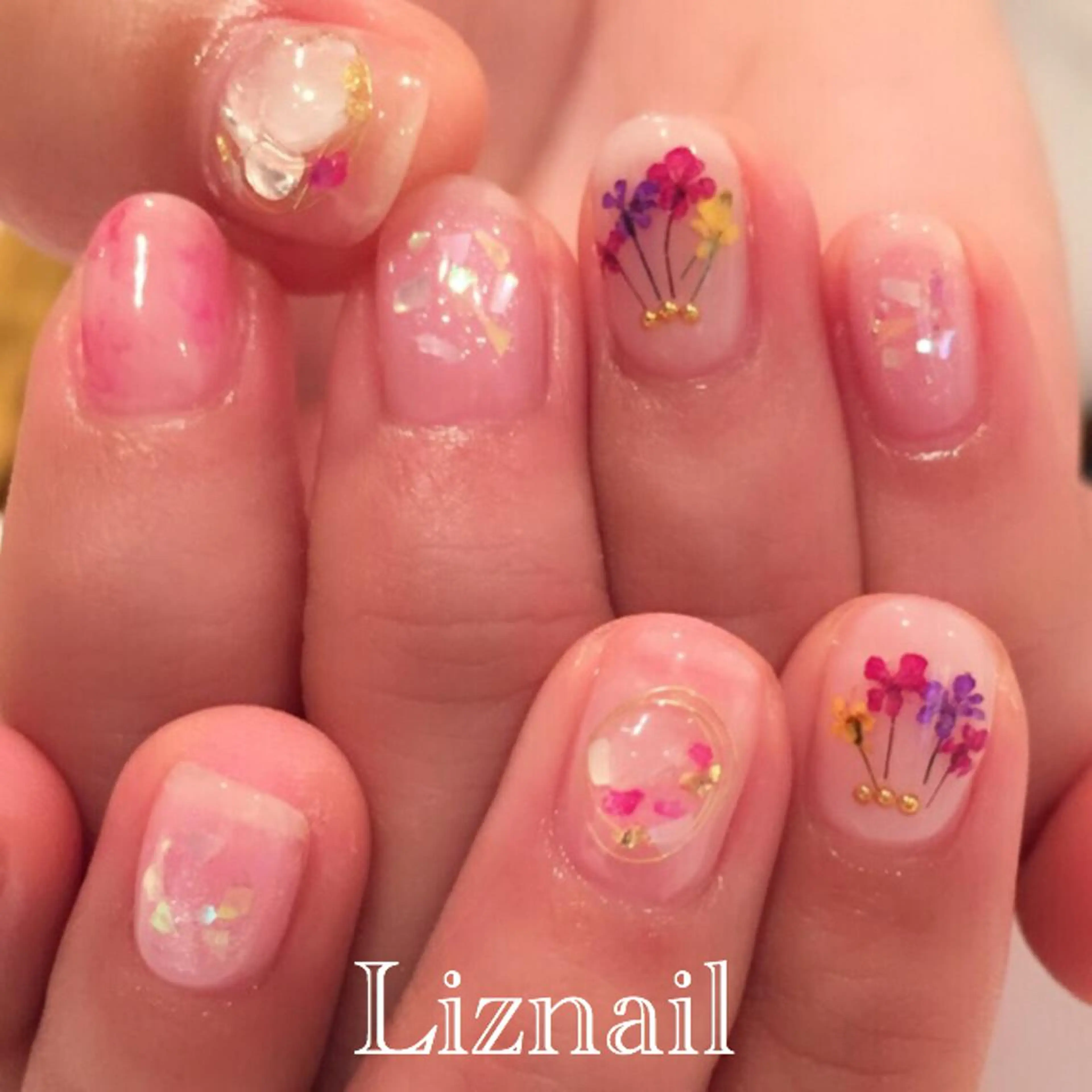 ネイル Rawr / saoriのネイルデザイン