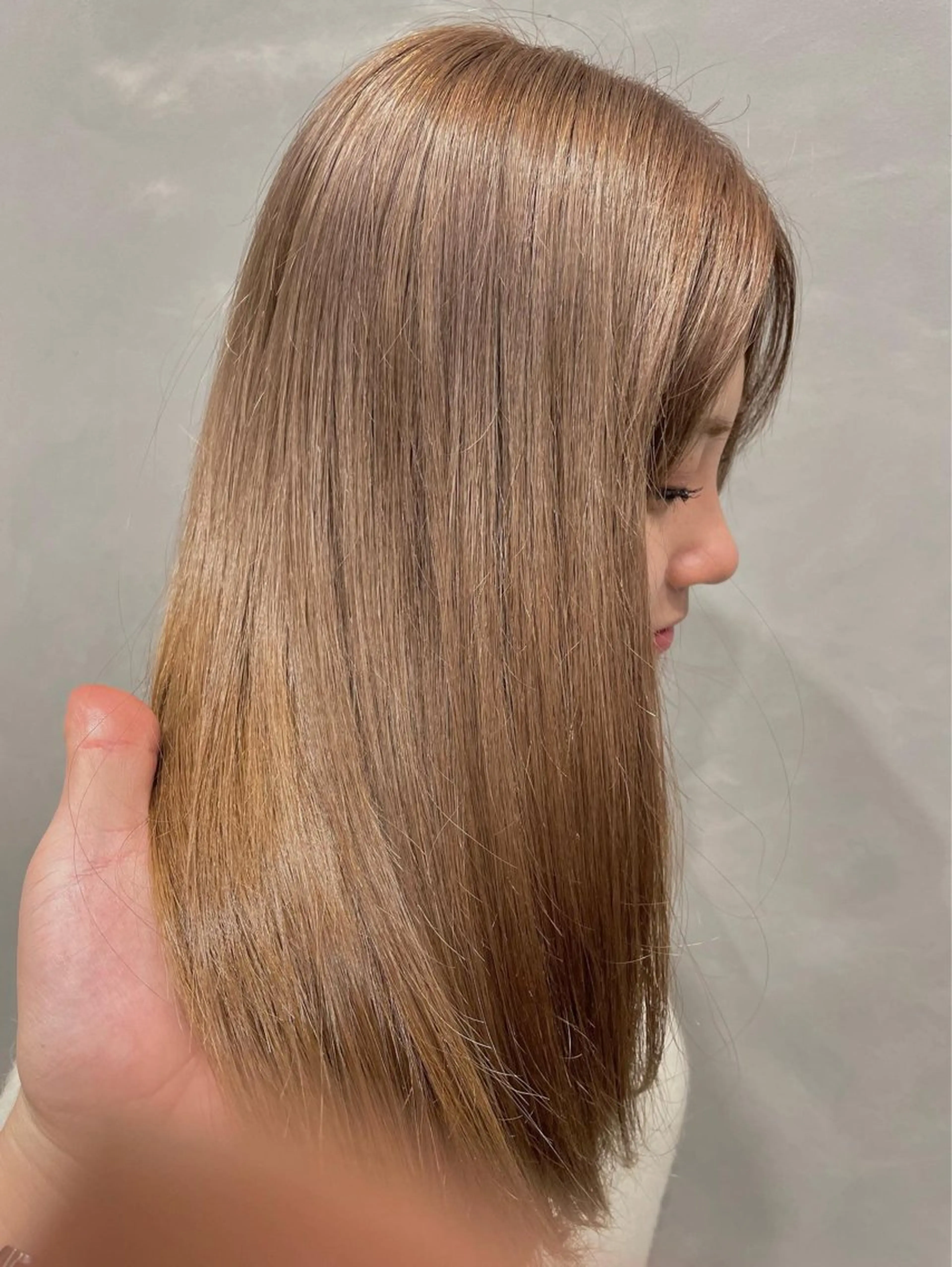 ロング ヘアカラー newiネウィ _naoのヘアスタイル