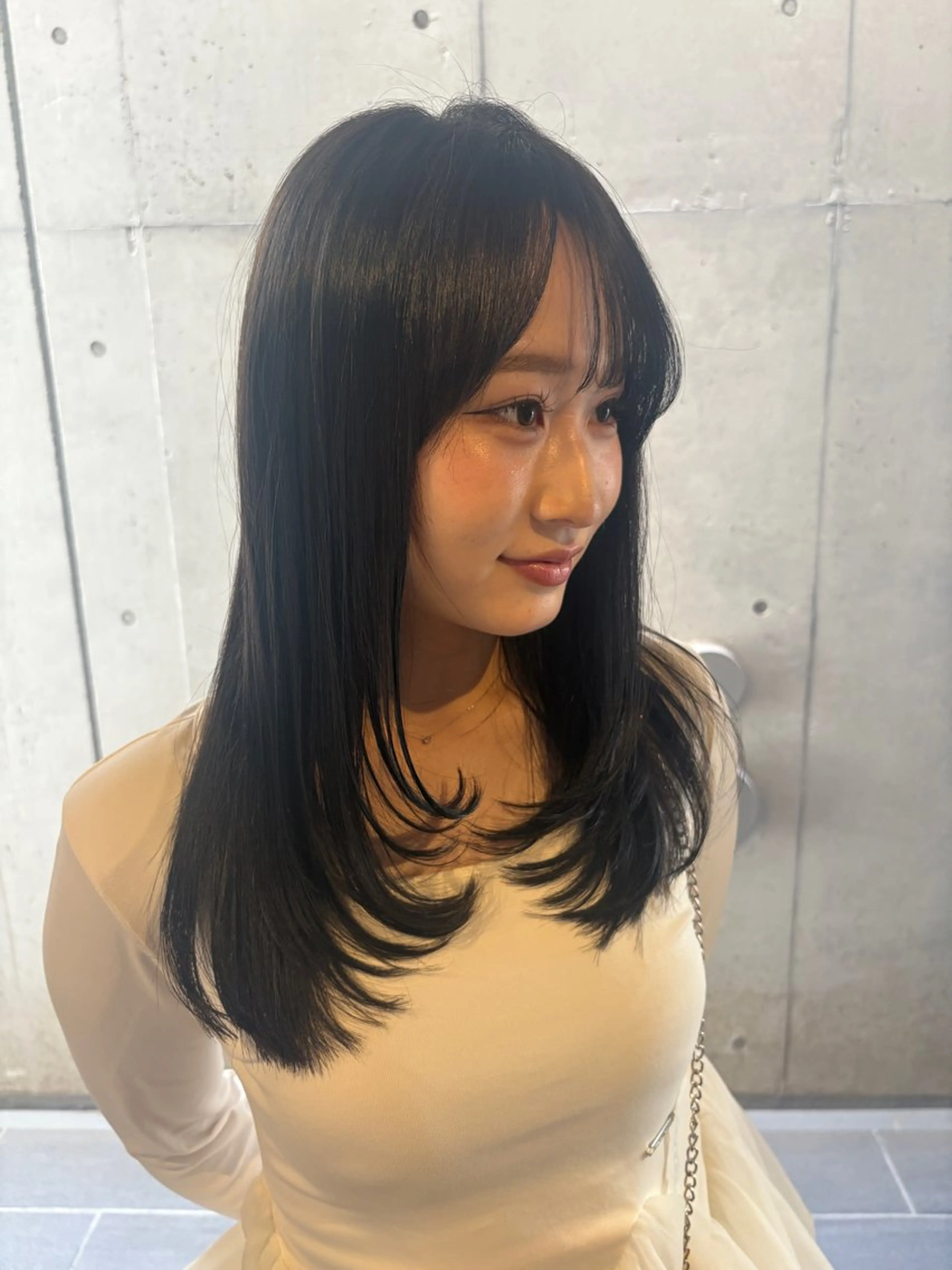 ミディアム カラー カット ヘアカラー トリートメント 韓国レイヤー/柔らか カラー/RIN🎀のヘアスタイル