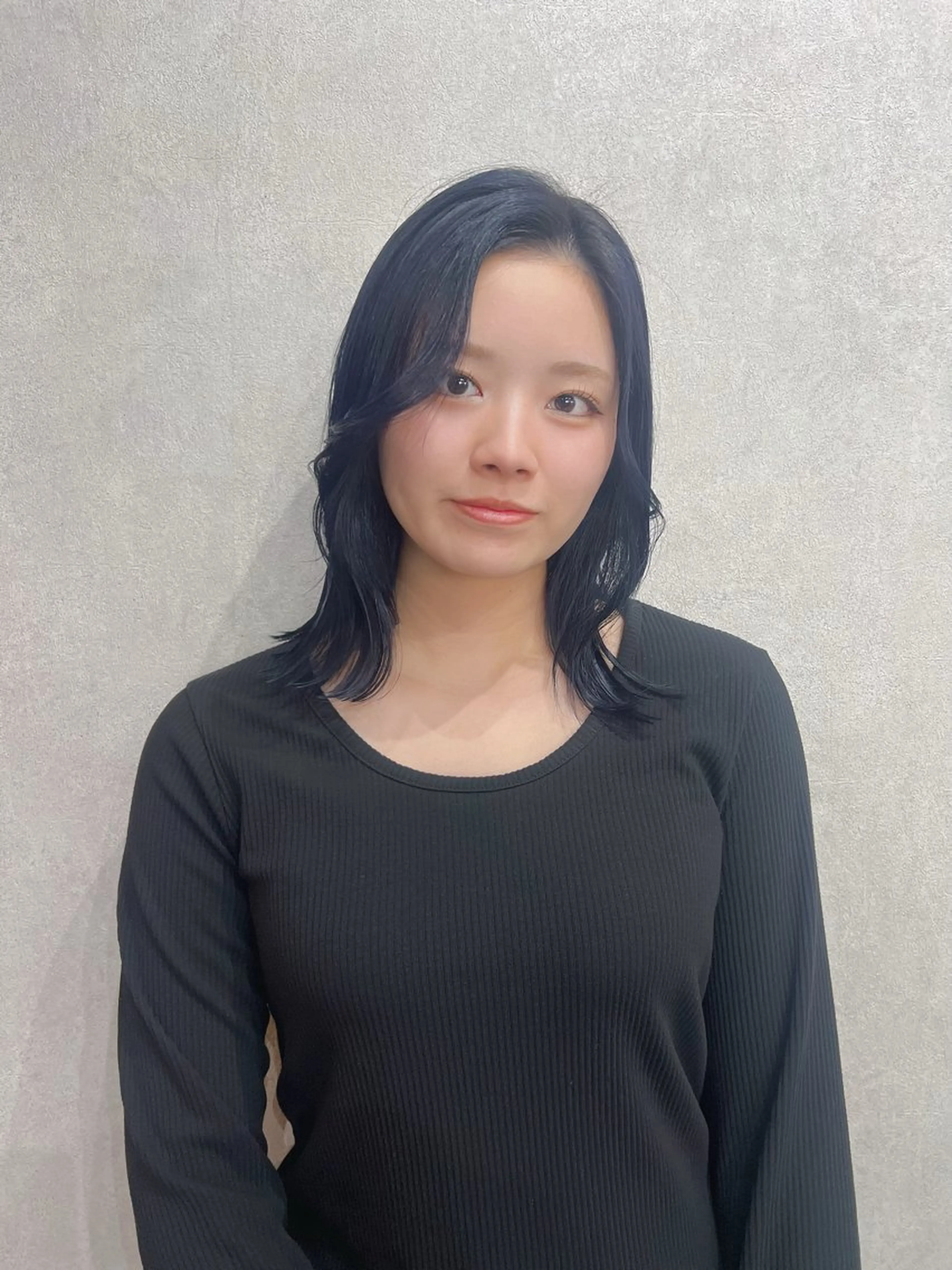 ショート カラー ベージュカラー ブリーチ ケアブリーチ ハイトーンカラー ミルクティーベージュ YUI ハイトーンカラーのヘアスタイル