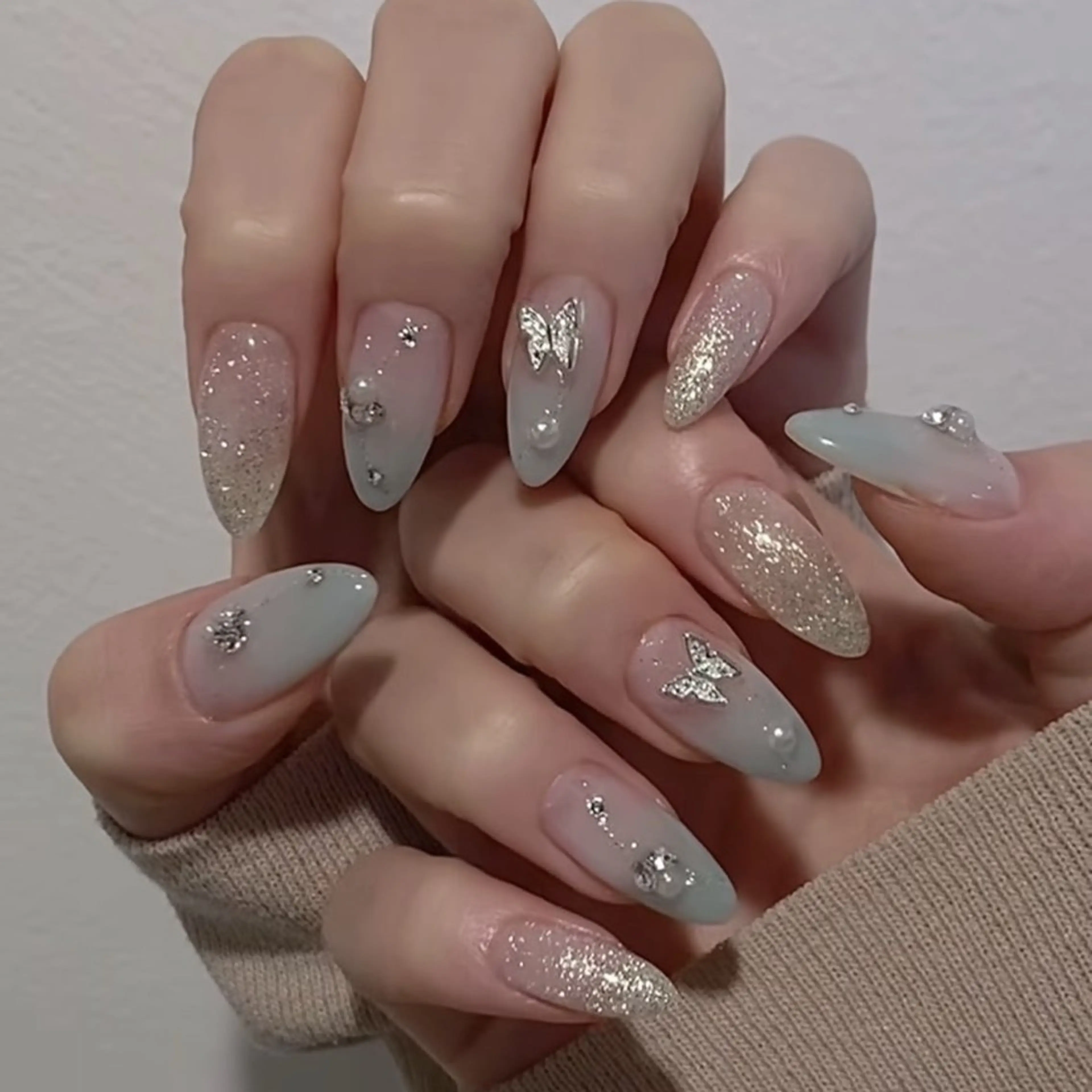 ネイル E·U·B ネイル所属・横浜市中区曙町 E·U·Bネイルのネイルデザイン