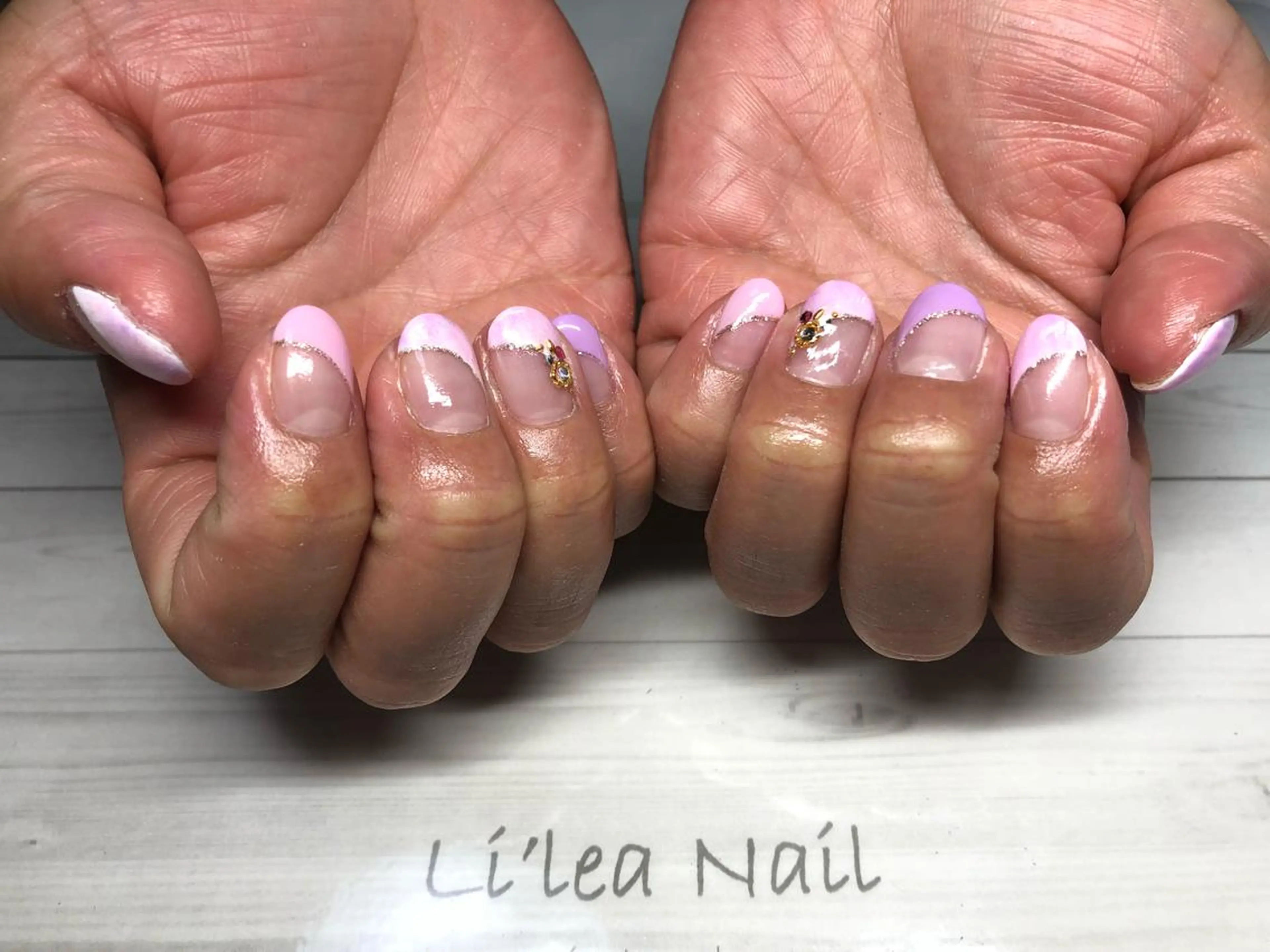 ネイル Li'leaNail AINAのネイルデザイン