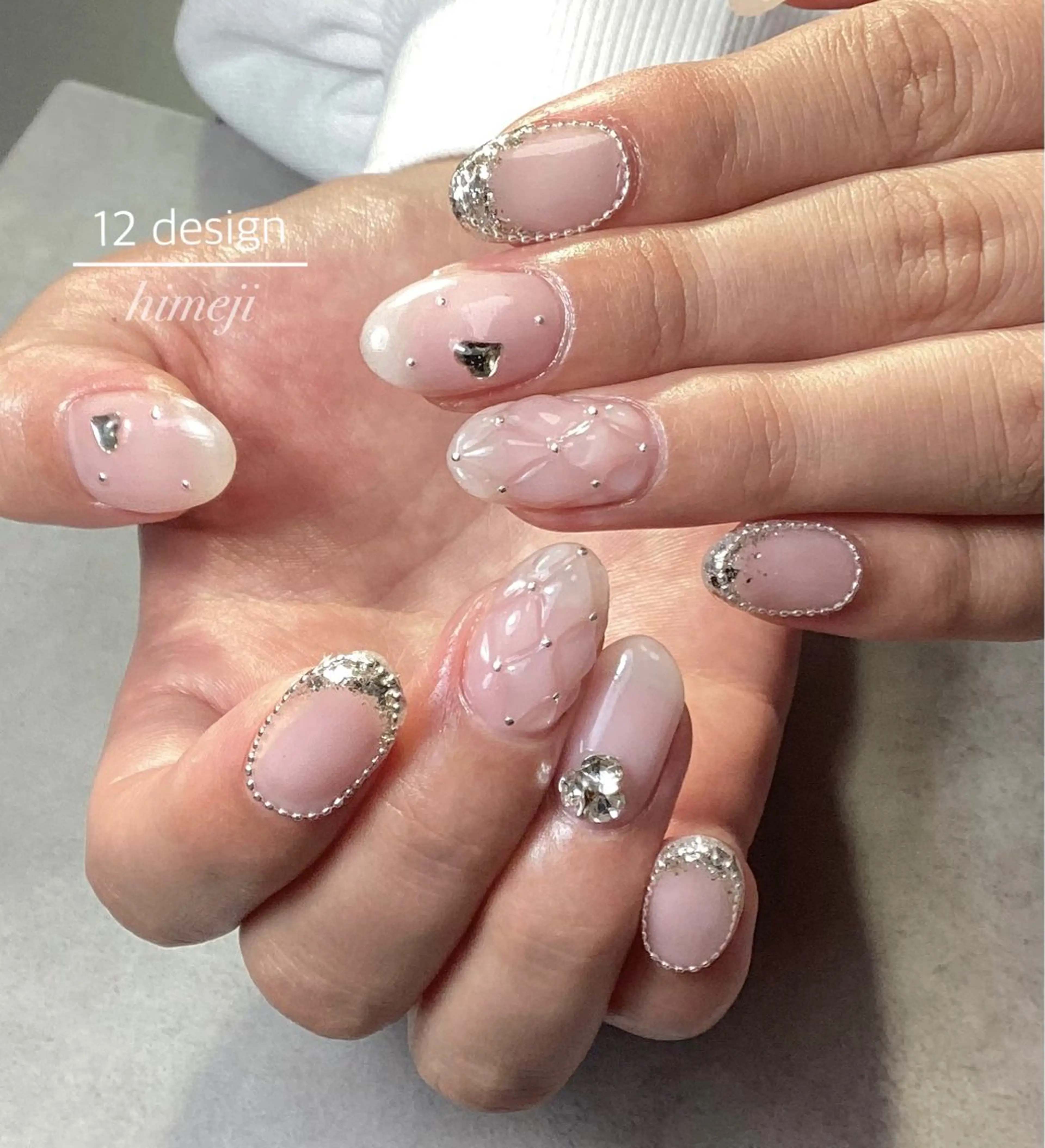 ネイル 12 designのネイルデザイン