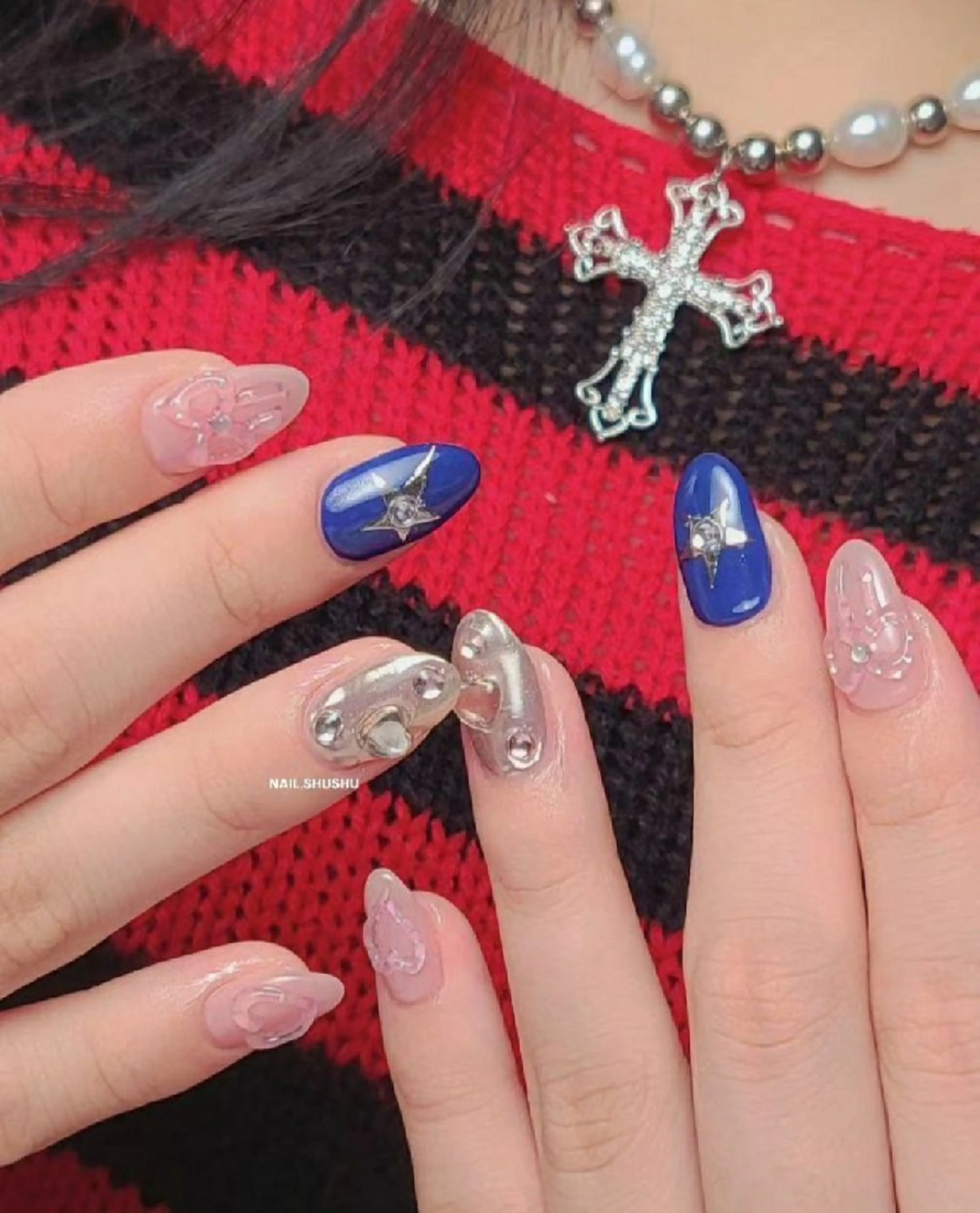 ネイル 持ち込み ニュアンスネイル ワンカラーネイル シンプルネイル 冬ネイル ハンドネイル 3dパーツ/流行り 👧shushu❤️のネイルデザイン