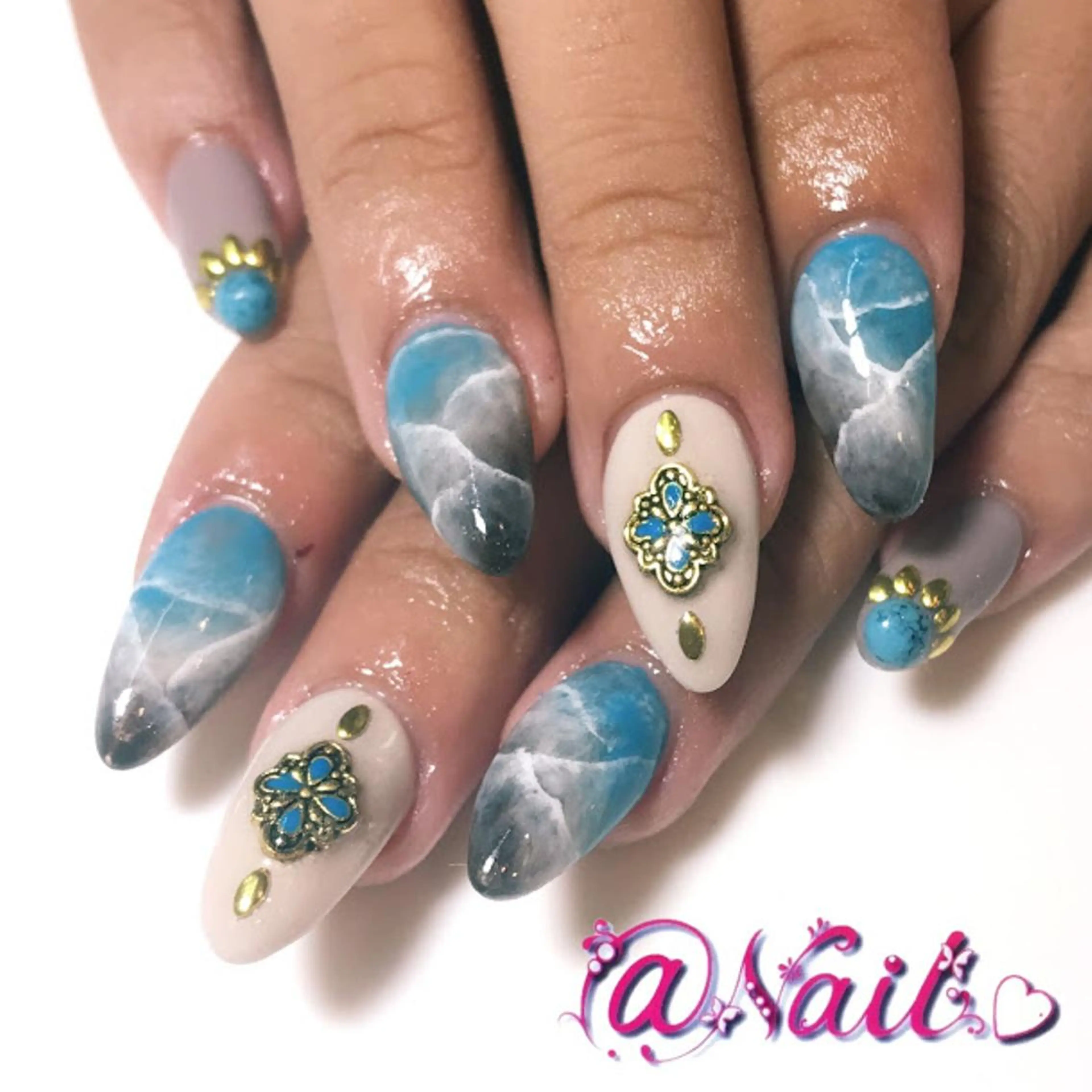 ネイル 小尾 栞のネイルデザイン