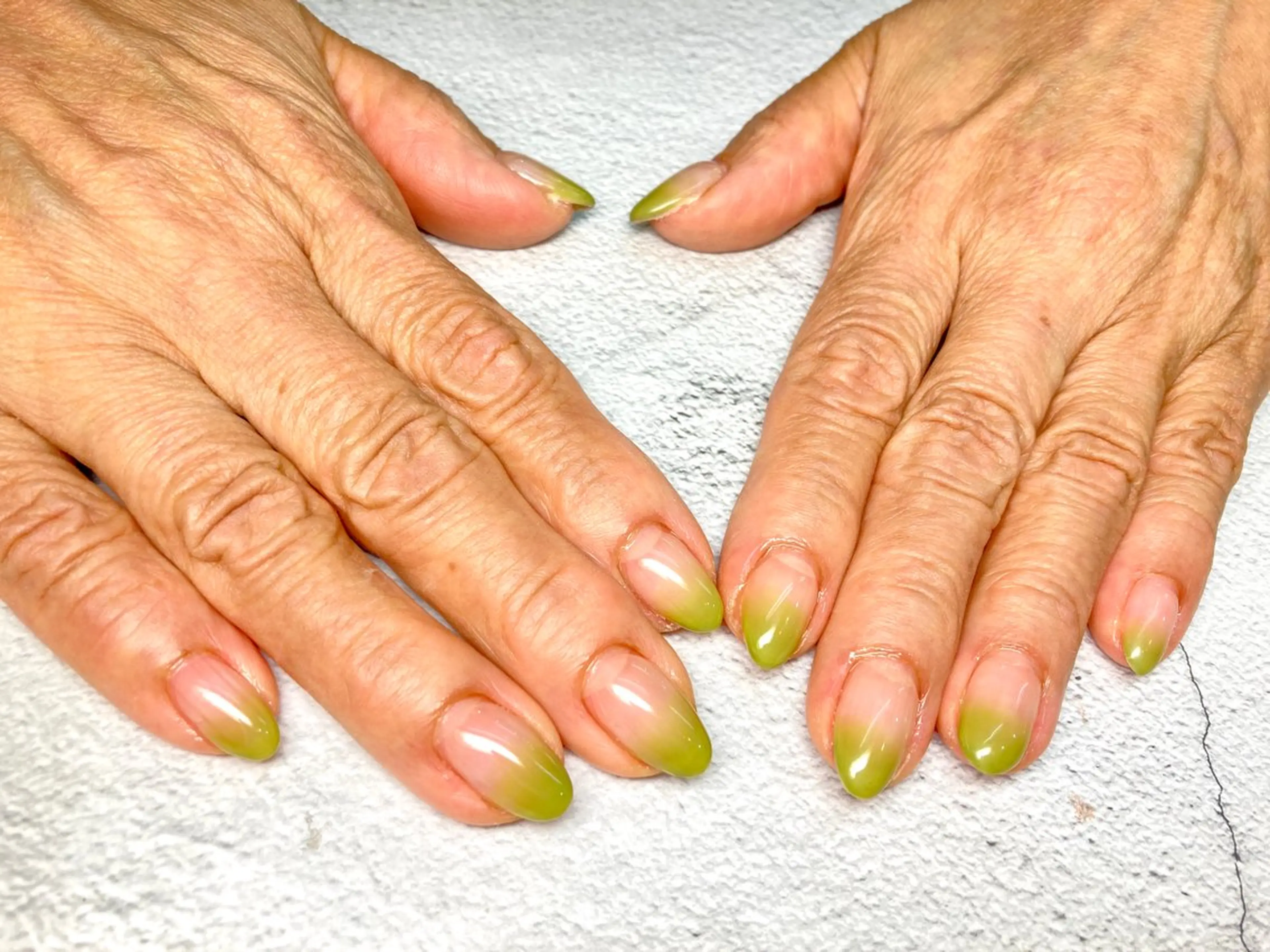 ネイル Queennail 北堀江AYAのネイルデザイン