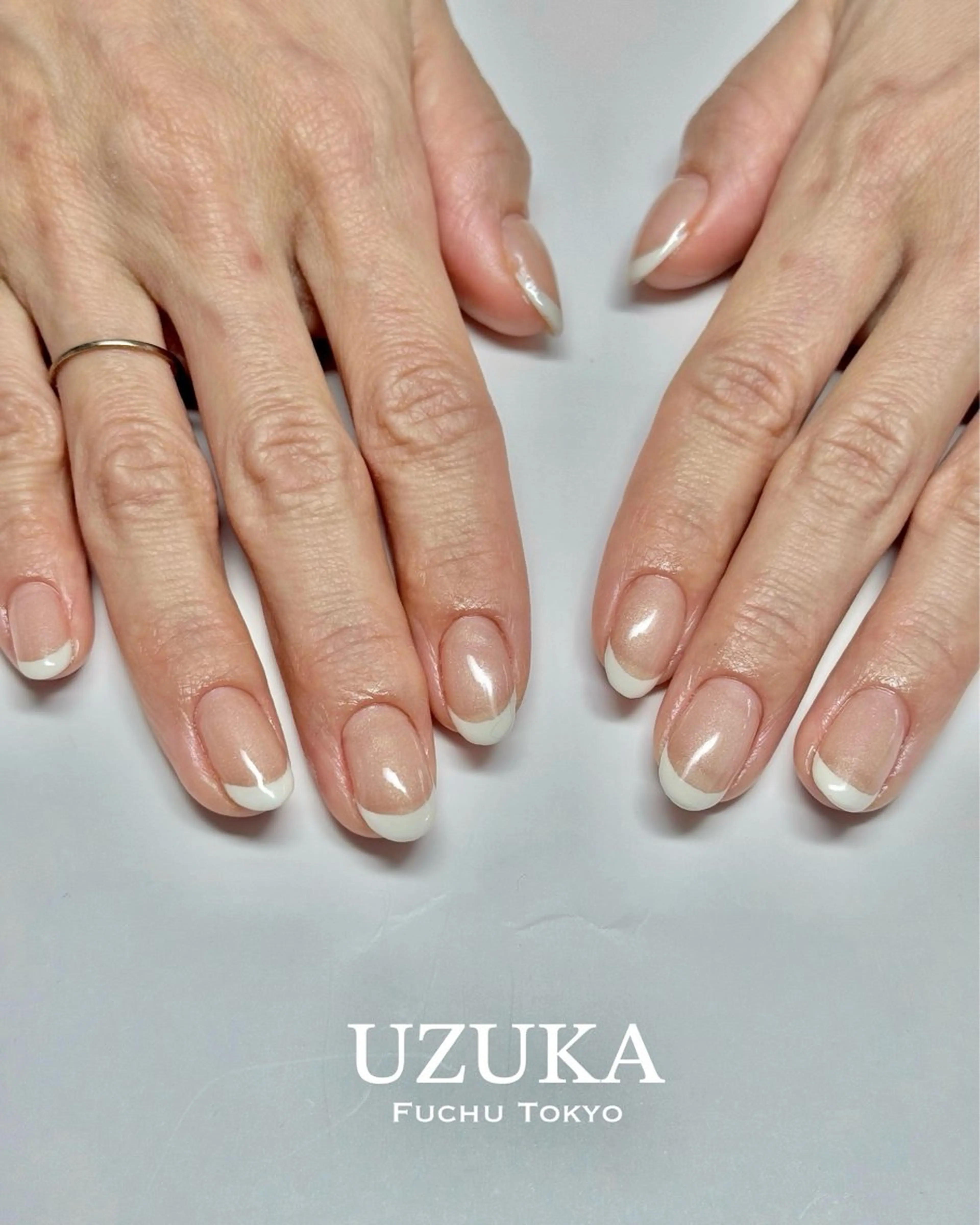 ネイル フレンチネイル ラメ(グリッター) 【 enn 】 Uzuka Yukaのネイルデザイン