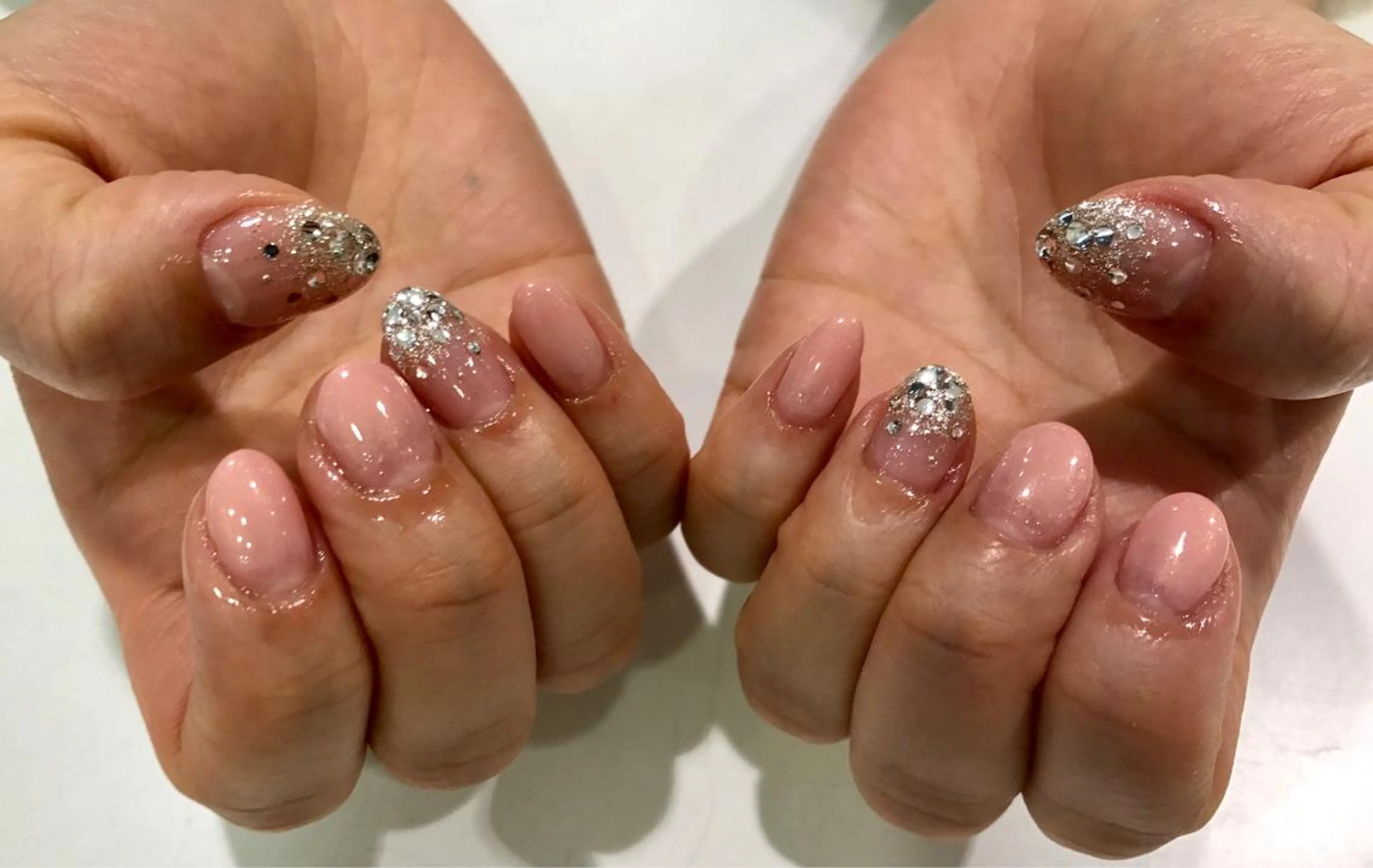 ネイル ハンドネイル ハンドケア Charme. NOBUKOのネイルデザイン