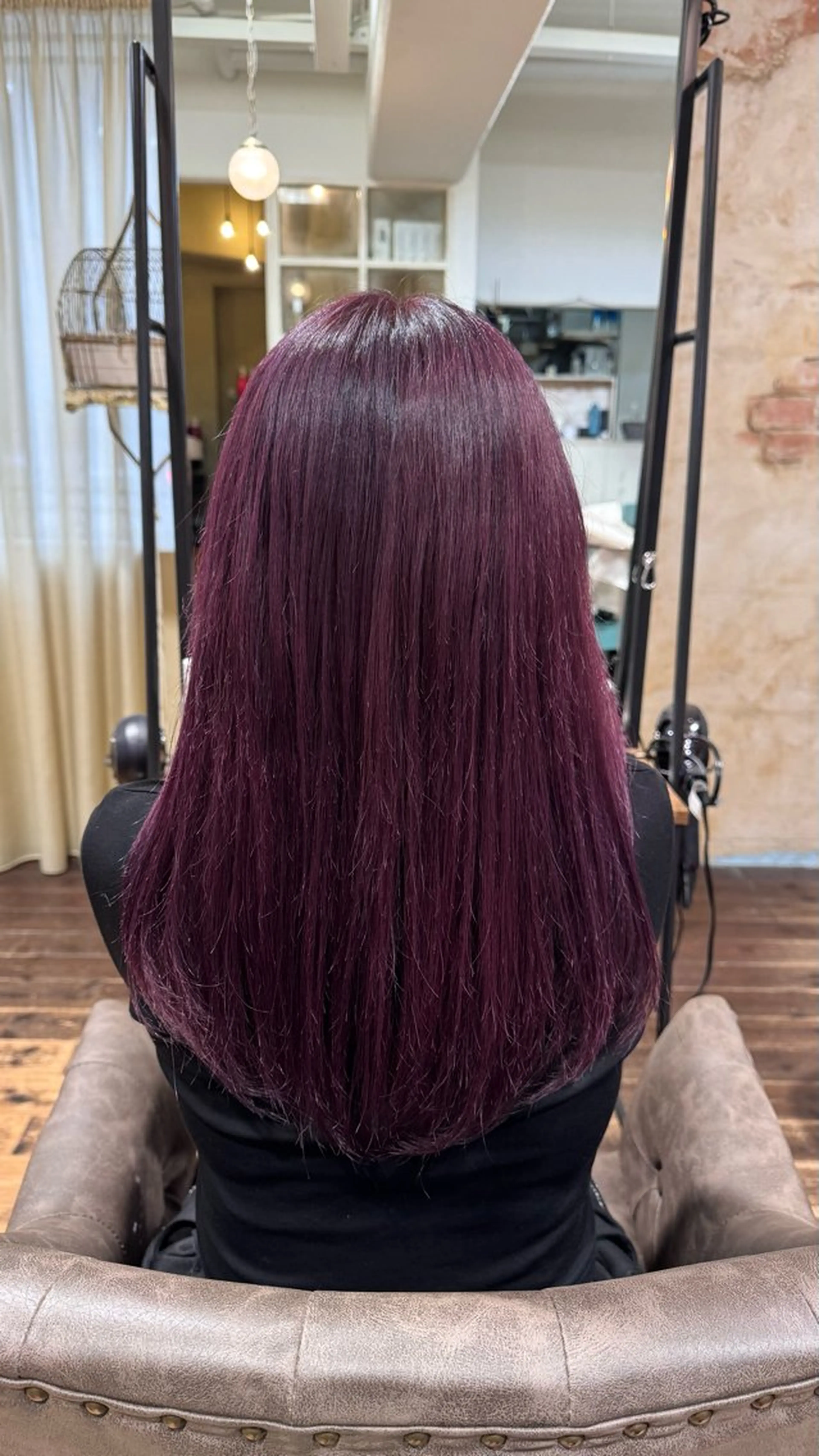 カラー ラベンダーカラー レッドカラー ヘアカラー トリートメント 菰田 愛輝のヘアスタイル