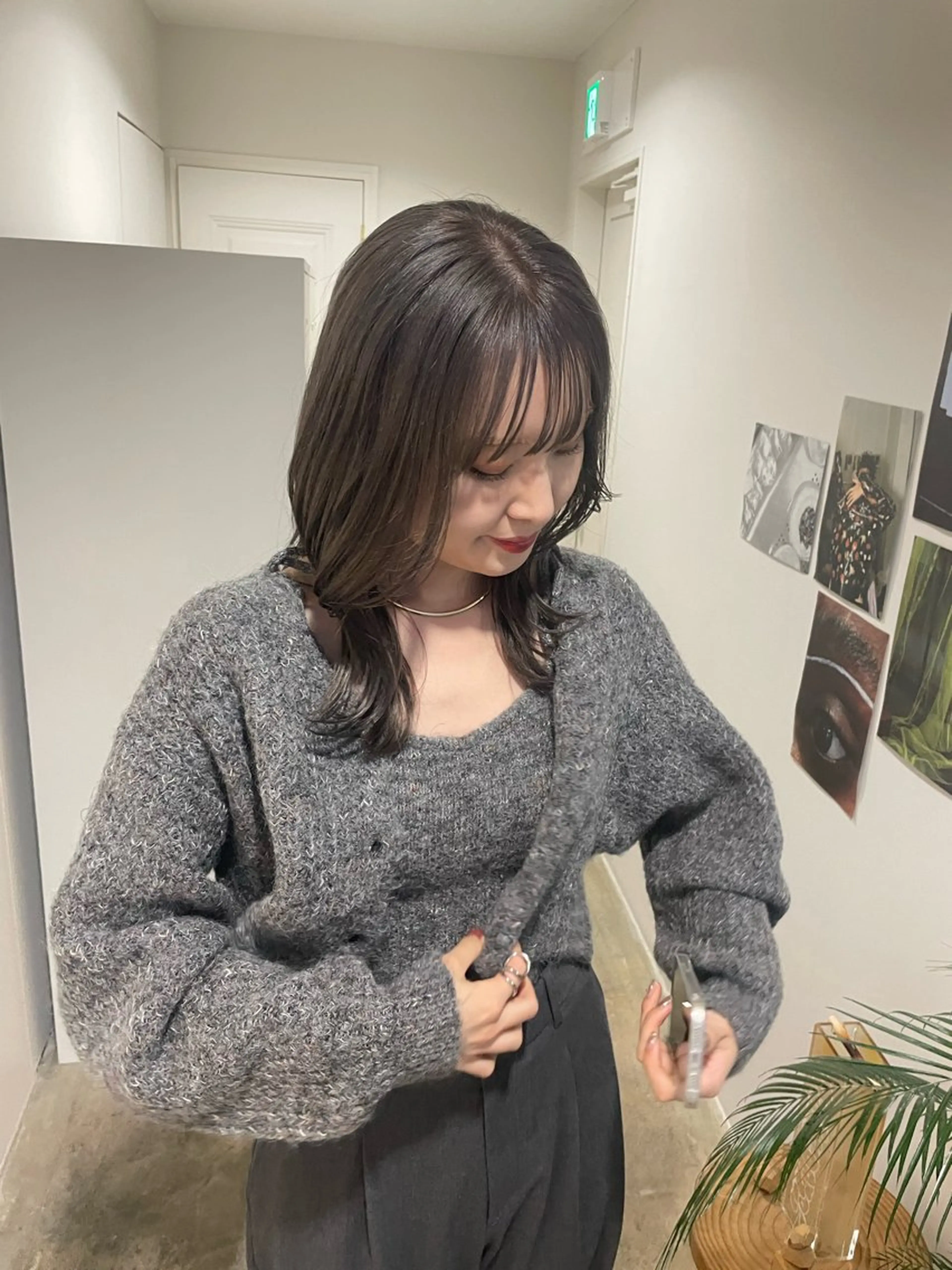 セミロング カラー ブリーチ ブロンド グレージュ ラベンダーカラー ラベンダーグレージュ 梅田美容室/レイヤー カット/ナナミ🎞のヘアスタイル