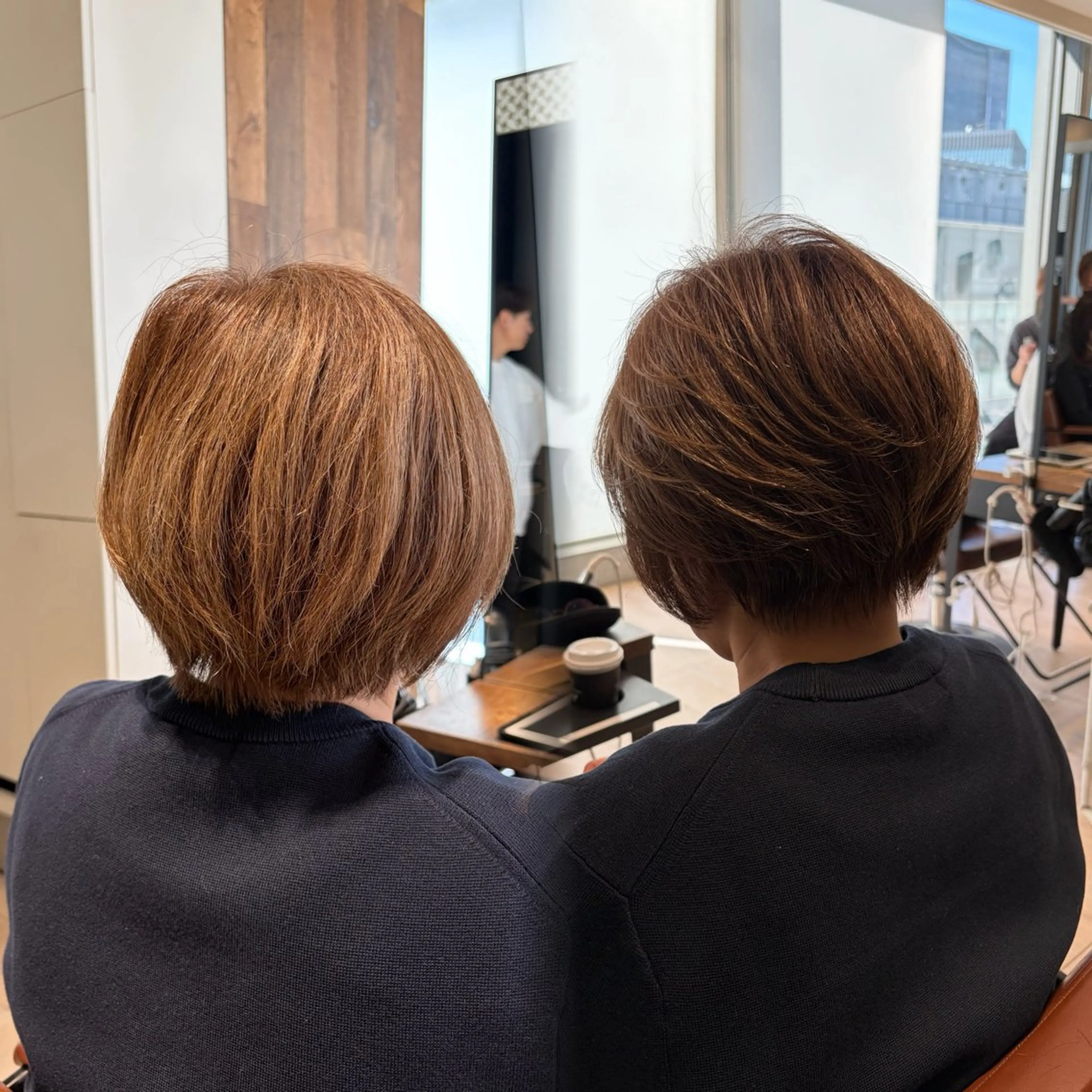 ショート ショートヘア 透明感カラー/レイヤ ー/ボブ/宮下知也のヘアスタイル