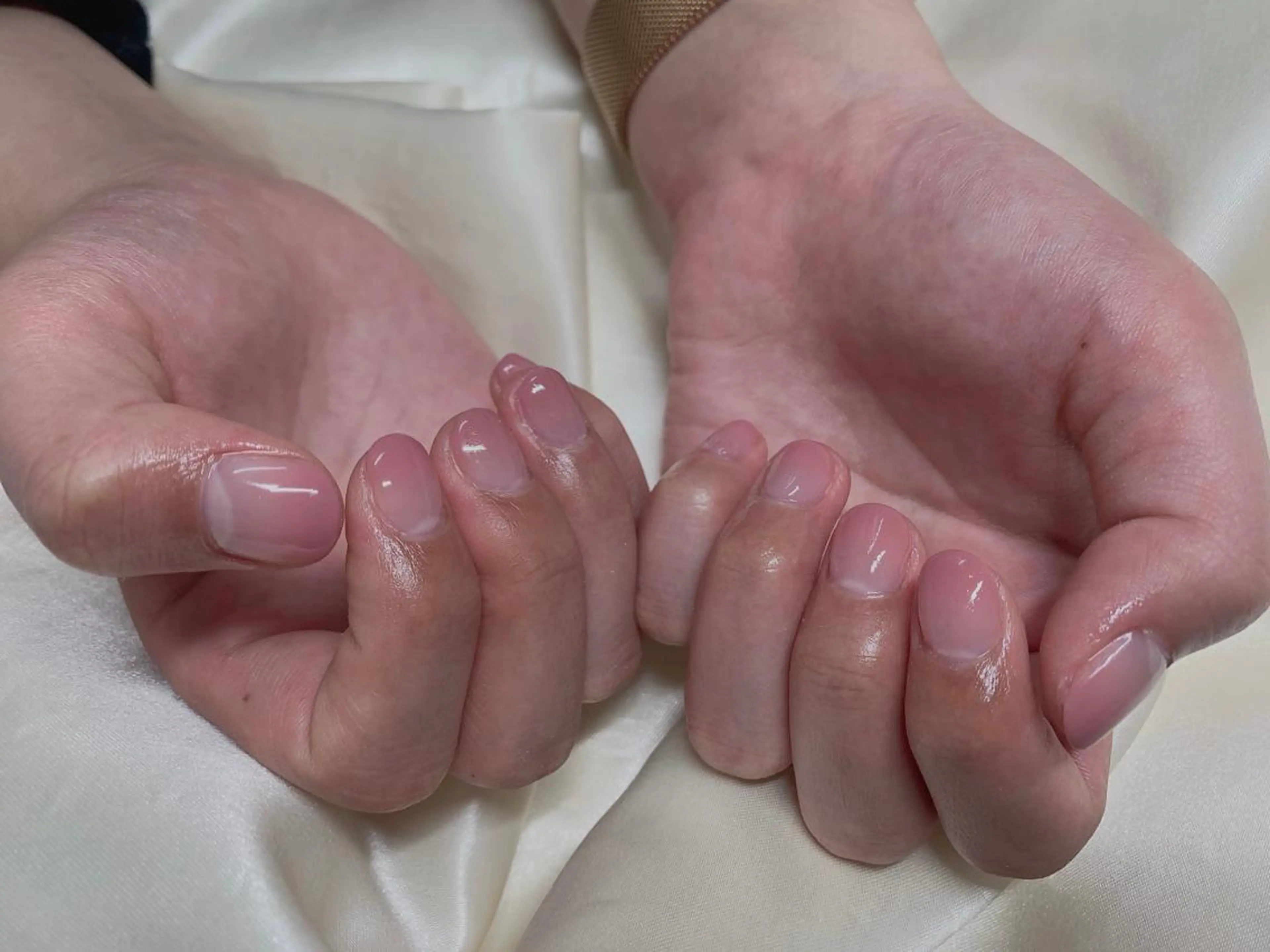 ネイル グラデーション mogunail &blowのネイルデザイン