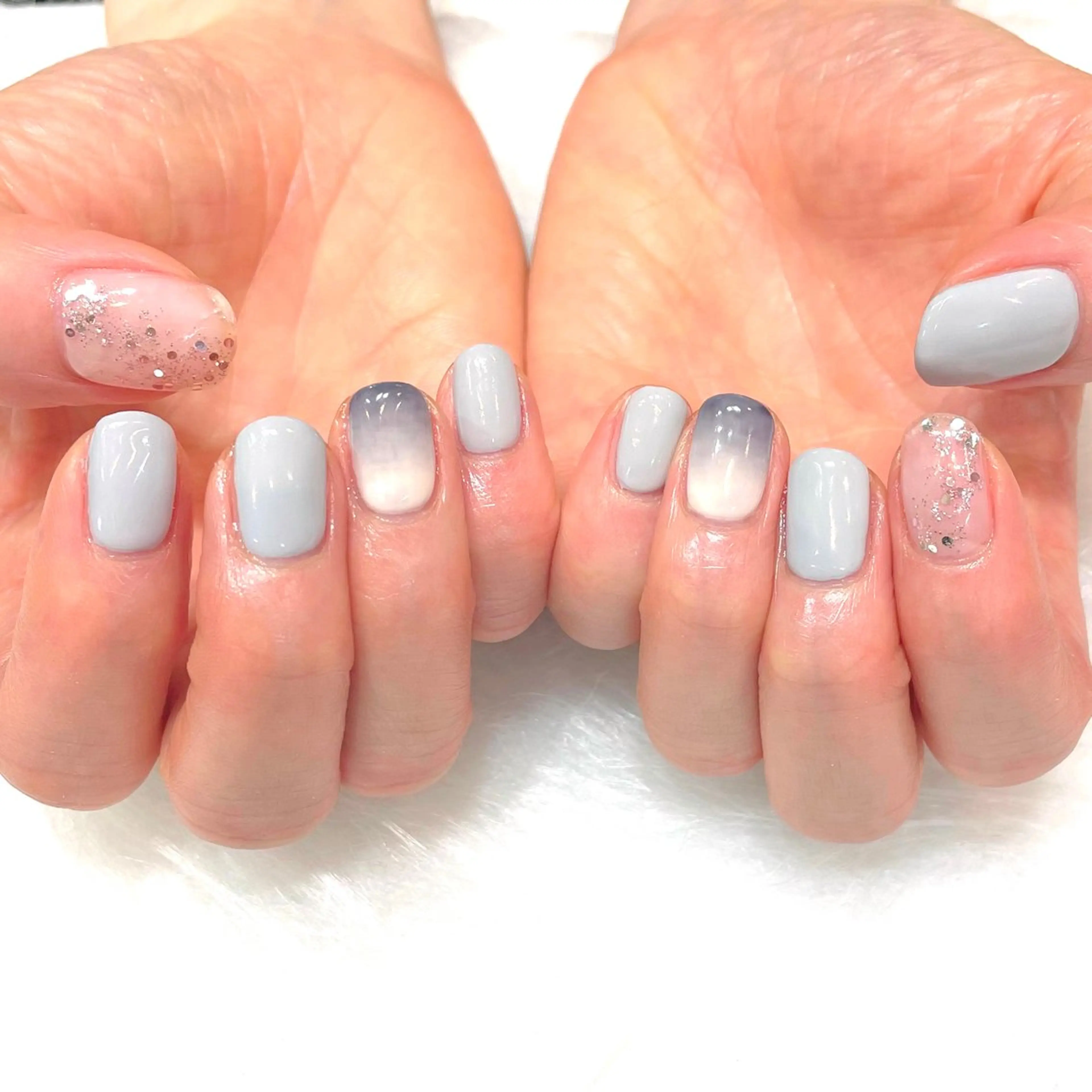 ネイル ブルー ラメ(グリッター) MADDYNAILS ✴︎柏痛ネイルのネイルデザイン