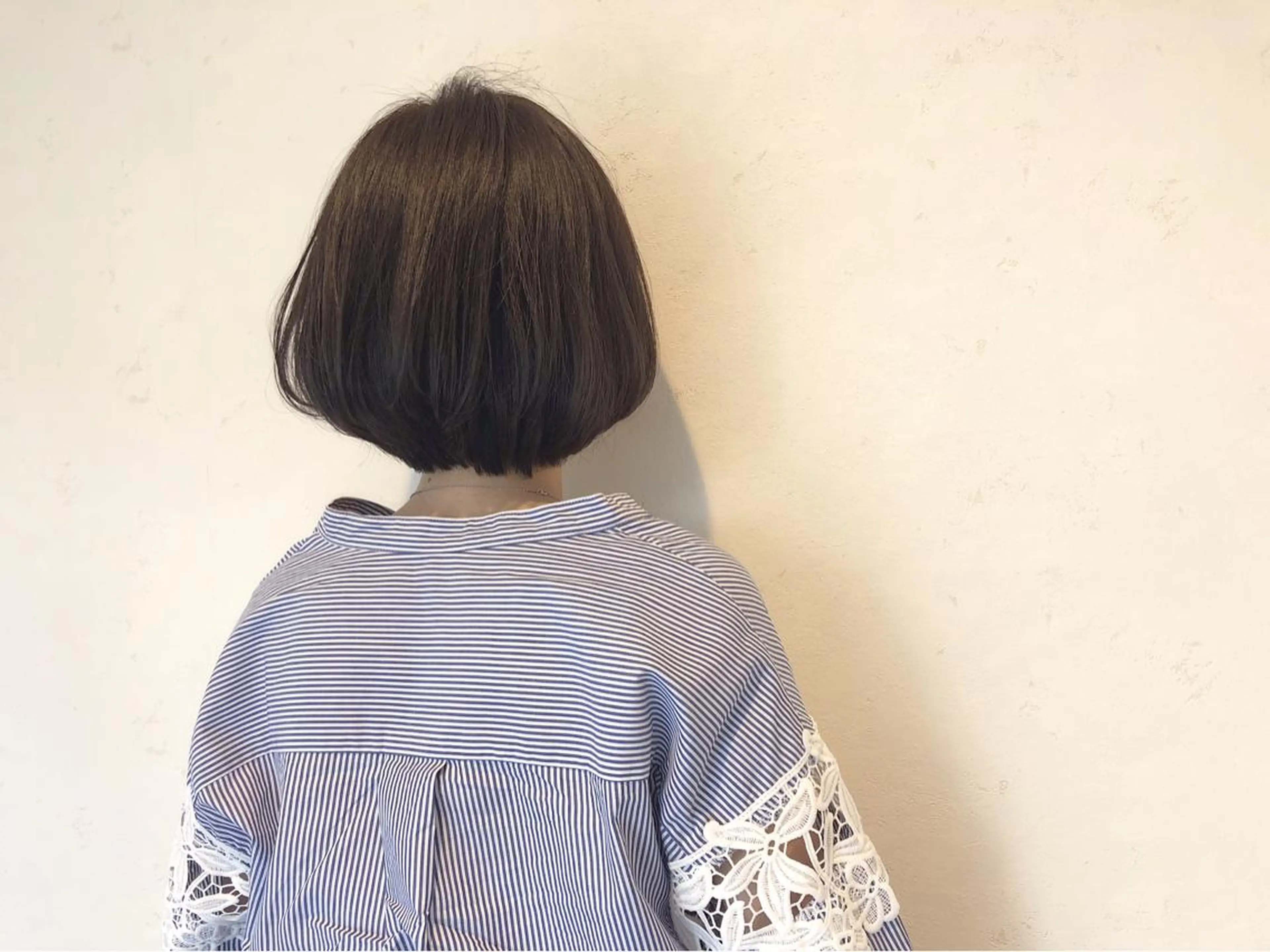 ミディアム カラー 伊藤 さやかのヘアスタイル