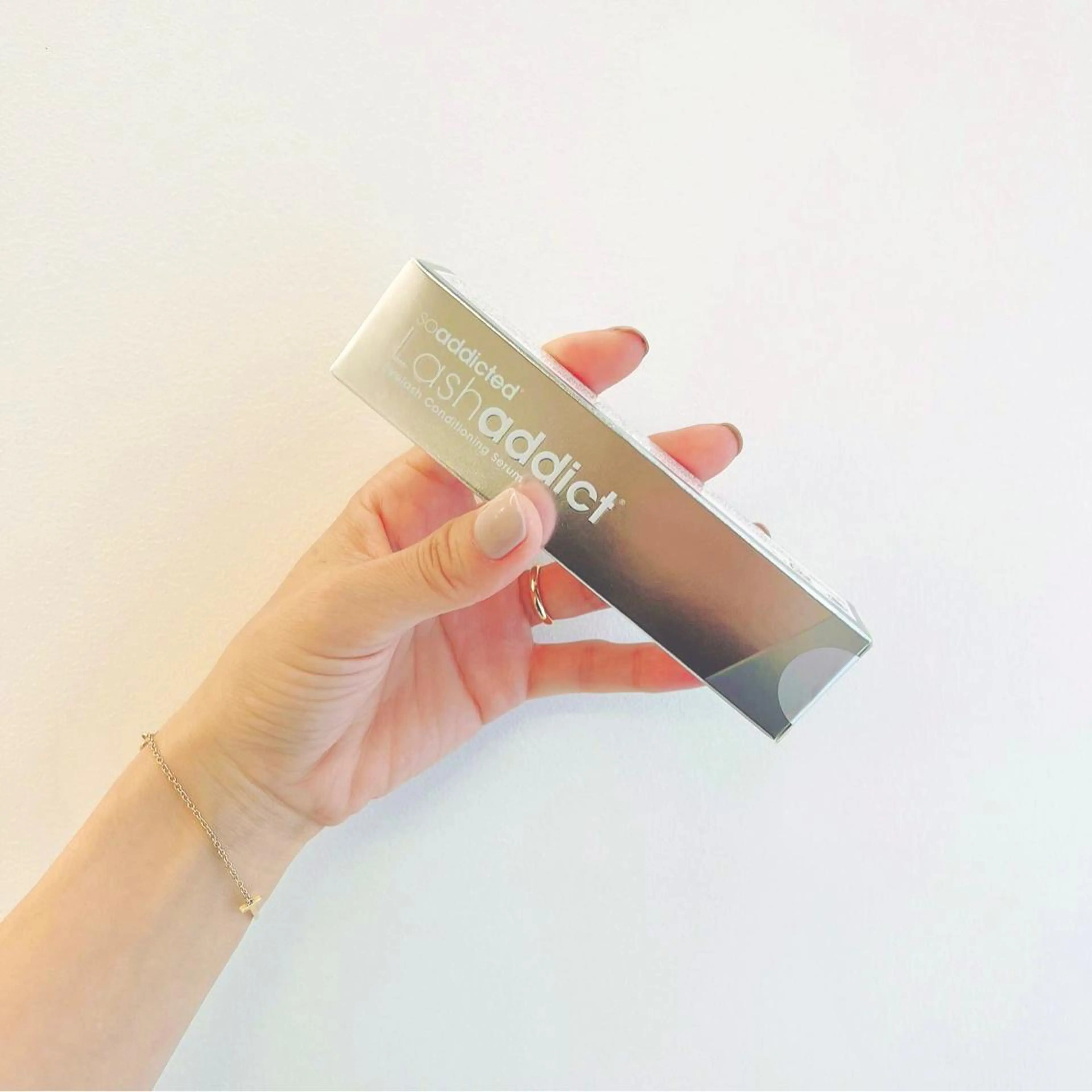 Largo🌿 明治神宮前／表参道のマツエク・マツパデザイン