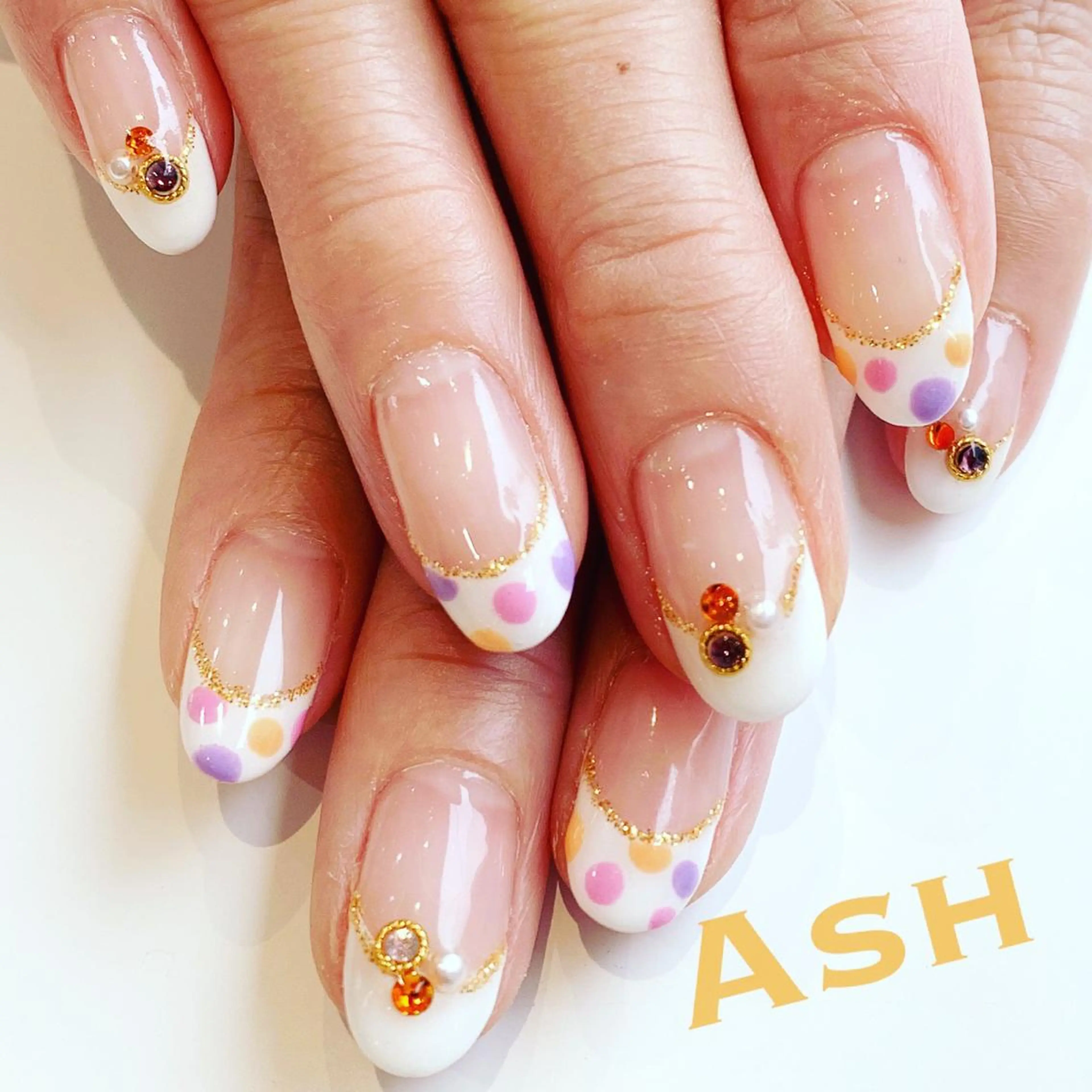 ネイル 🩵NORIKO 上品ネイルが得意🩵のネイルデザイン