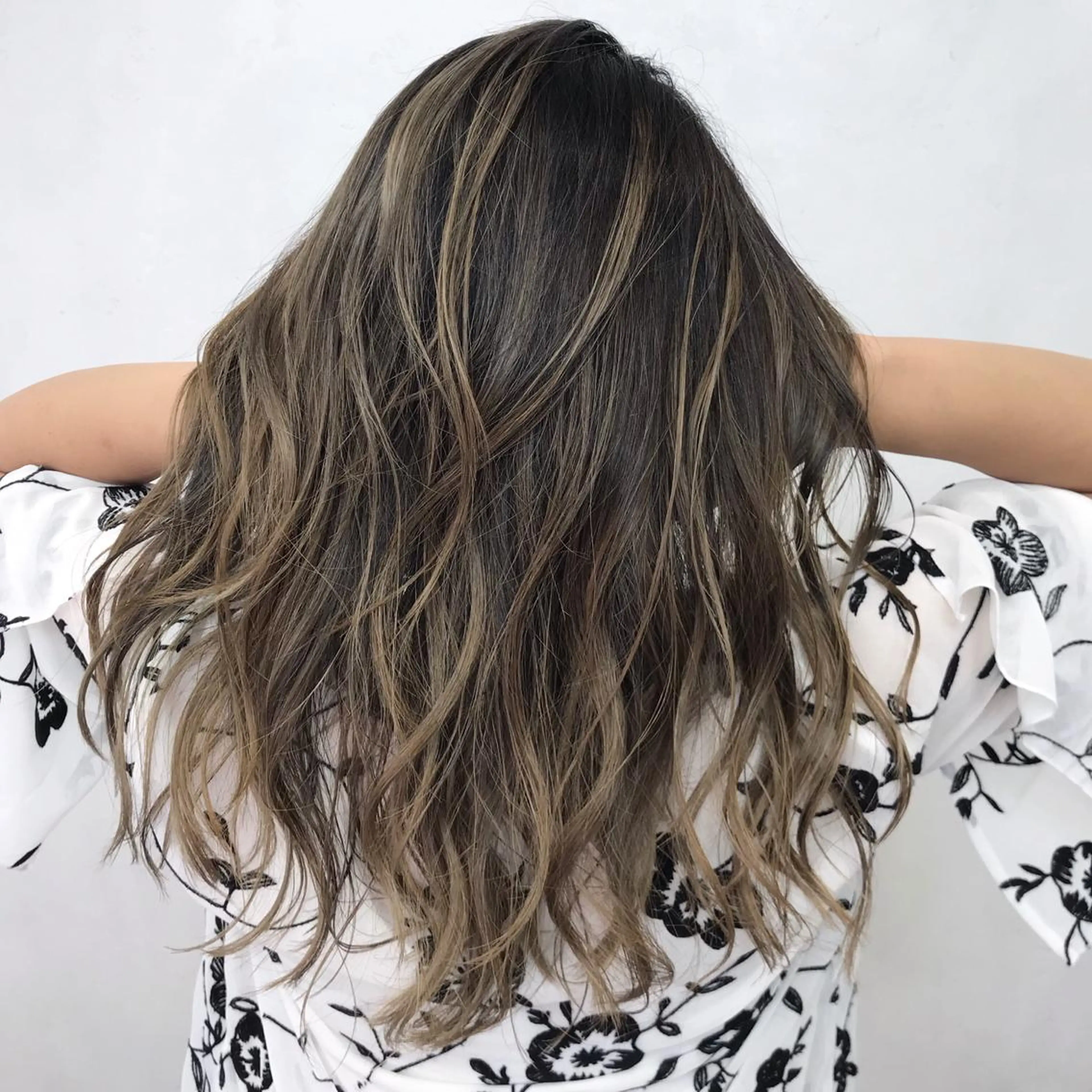 カラー LUSTRE クロサワのヘアスタイル