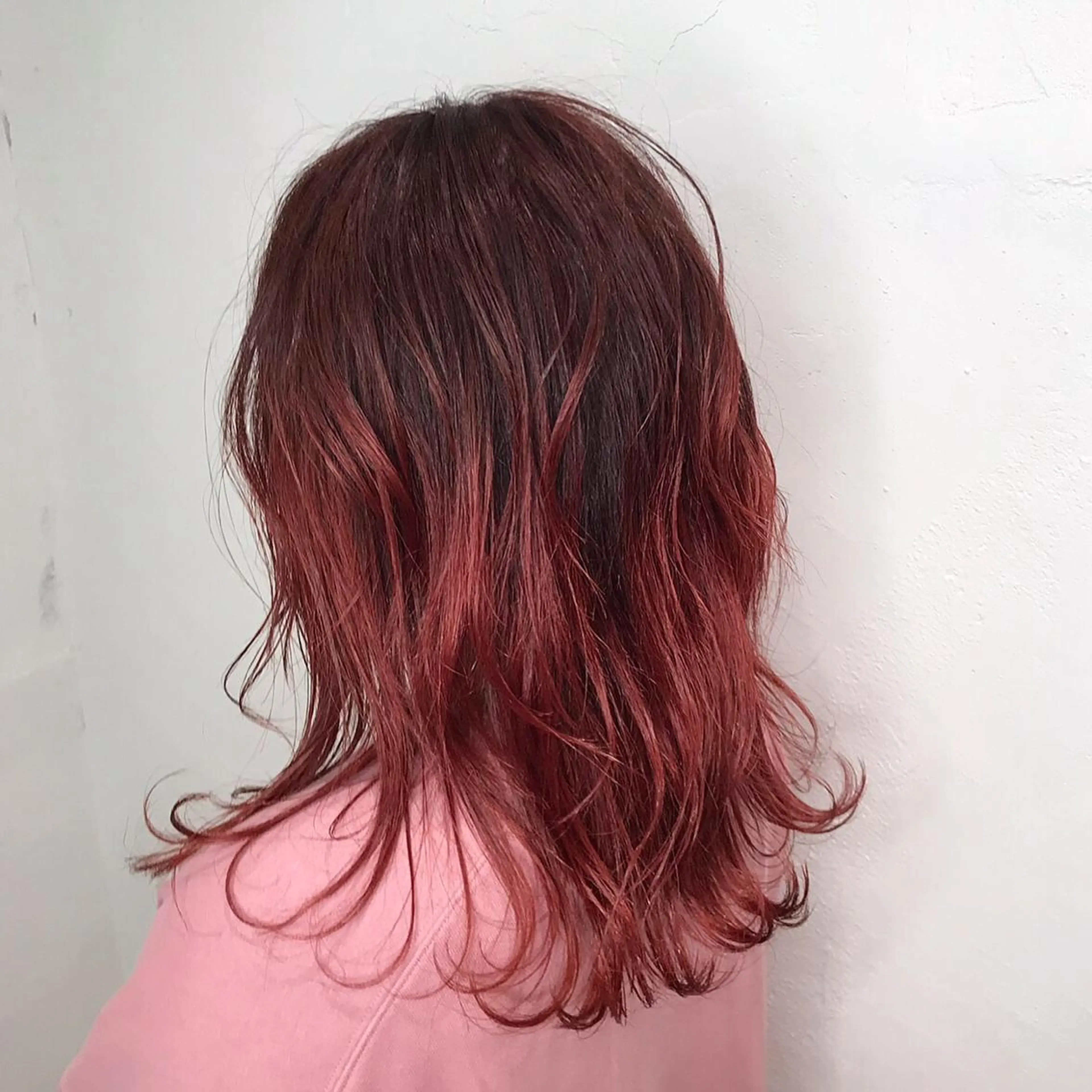 セミロング カラー 🇰🇷カルマパーマ kaito🇰🇷のヘアスタイル