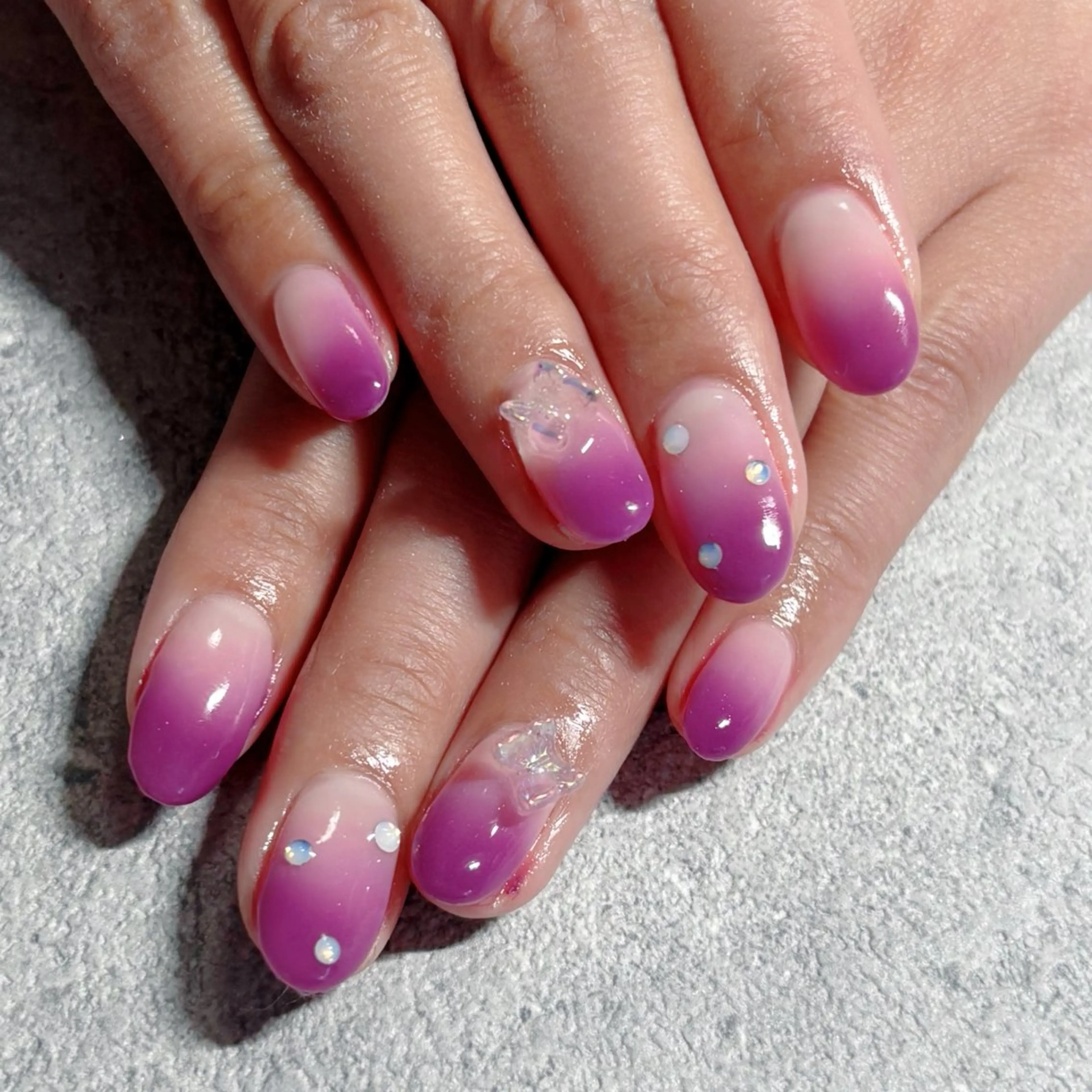 ネイル ハンドネイル nailroom DIASOMNIAのネイルデザイン