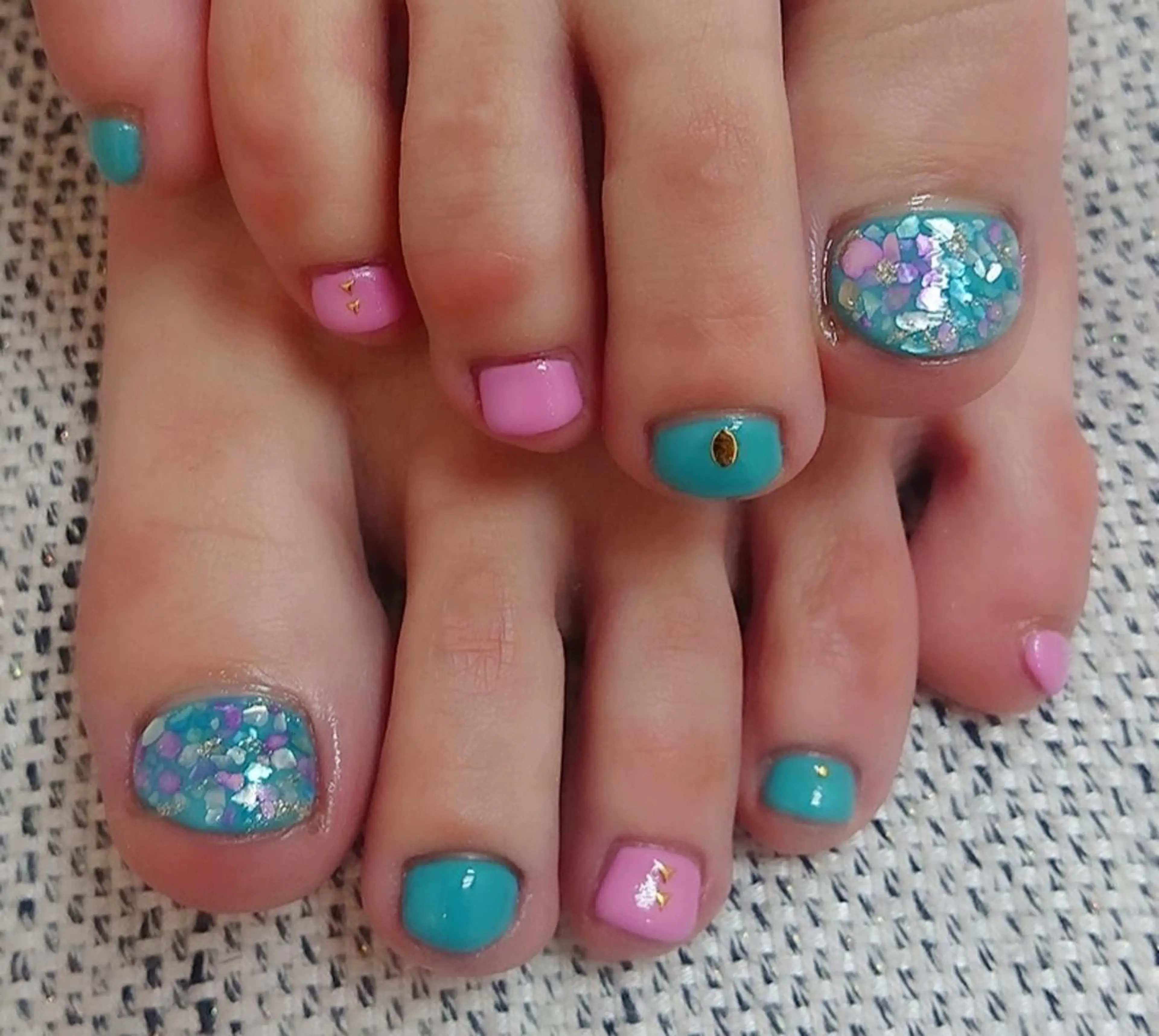 ネイル 🍒当日もOK🍒 𝑳𝑼𝑵𝑨花井のネイルデザイン