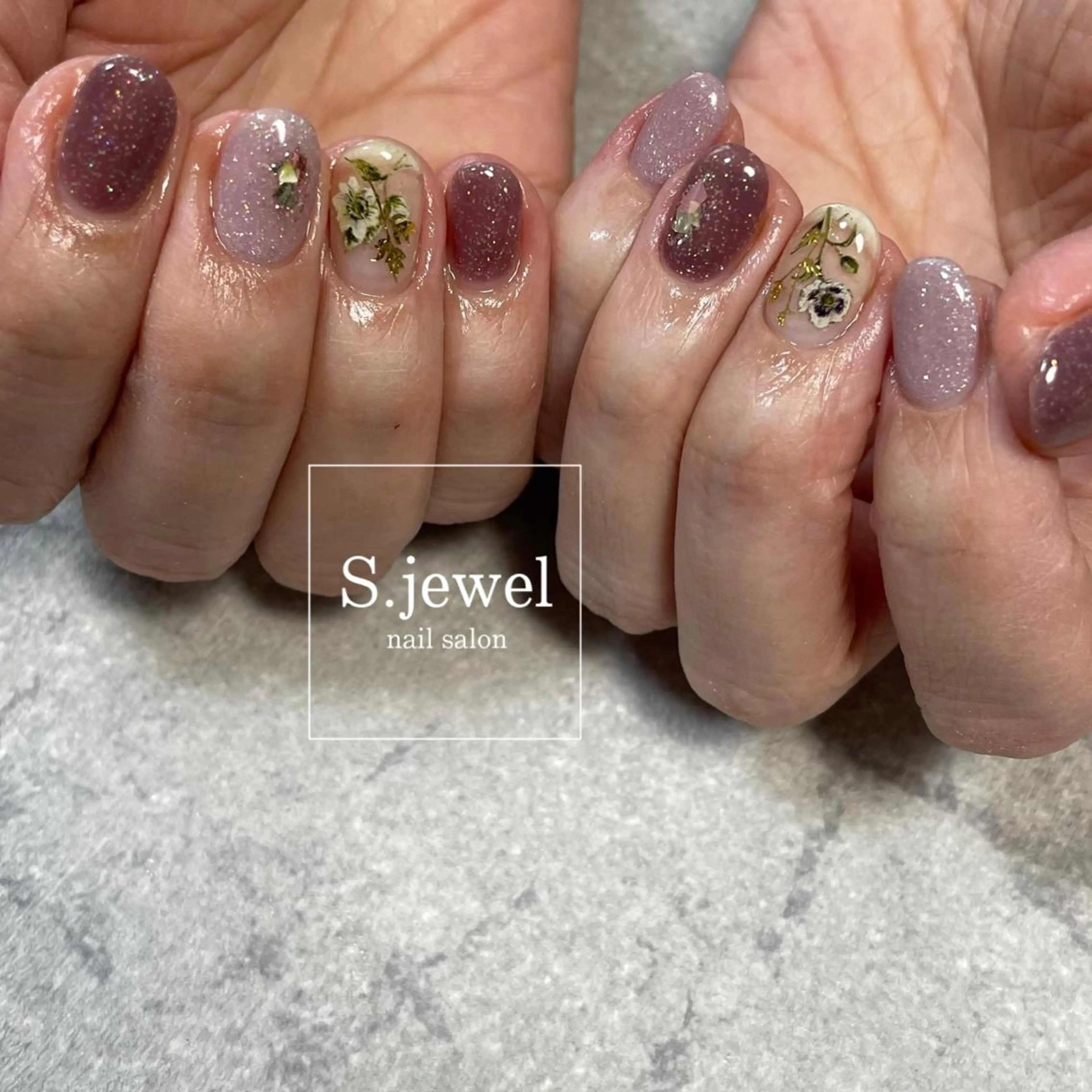 ネイル S. JEWELのネイルデザイン