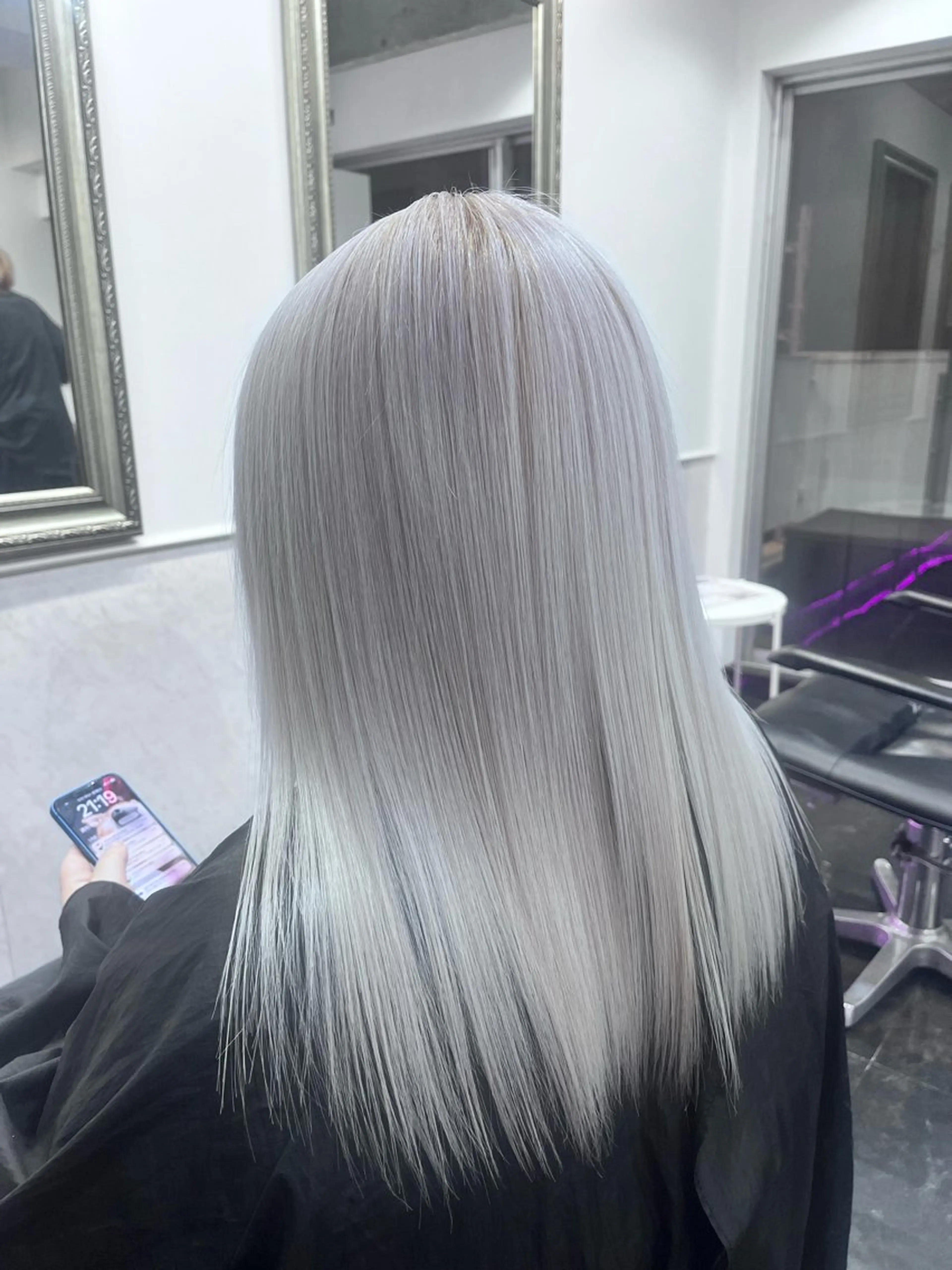 セミロング カラー ヘアカラー トリートメント ♱地雷カラー♱ウルフ ♱ 藍衣 ♱のヘアスタイル