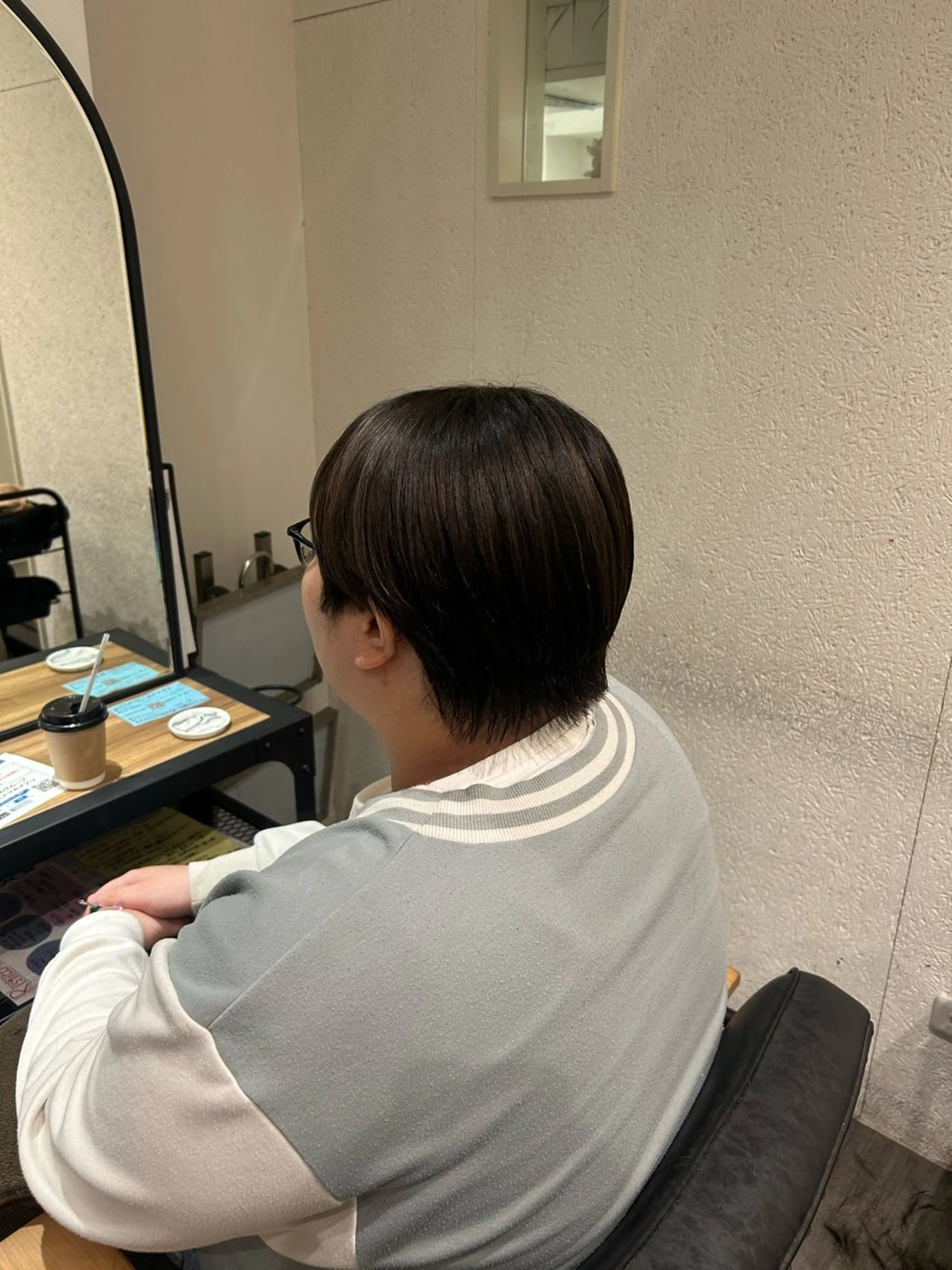 ショート カラー ベージュカラー ブラウンカラー カット ヘアカラー トリートメント ヘッドスパ cocotte 💟草間紫音💟のヘアスタイル