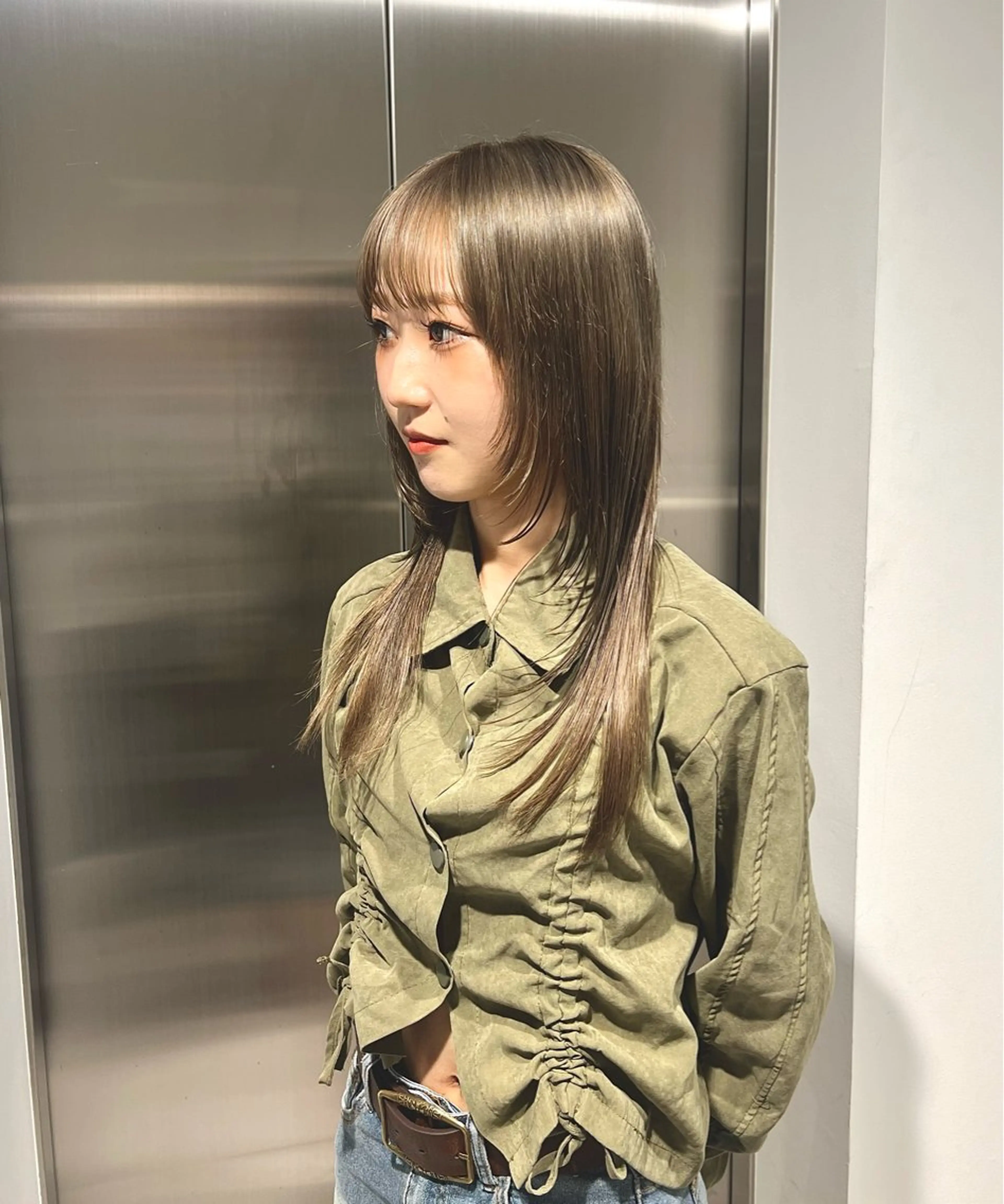 ロング カラー カット ヘアカラー トリートメント 赤みゼロ/透明感 カラー🌿KANTAのヘアスタイル