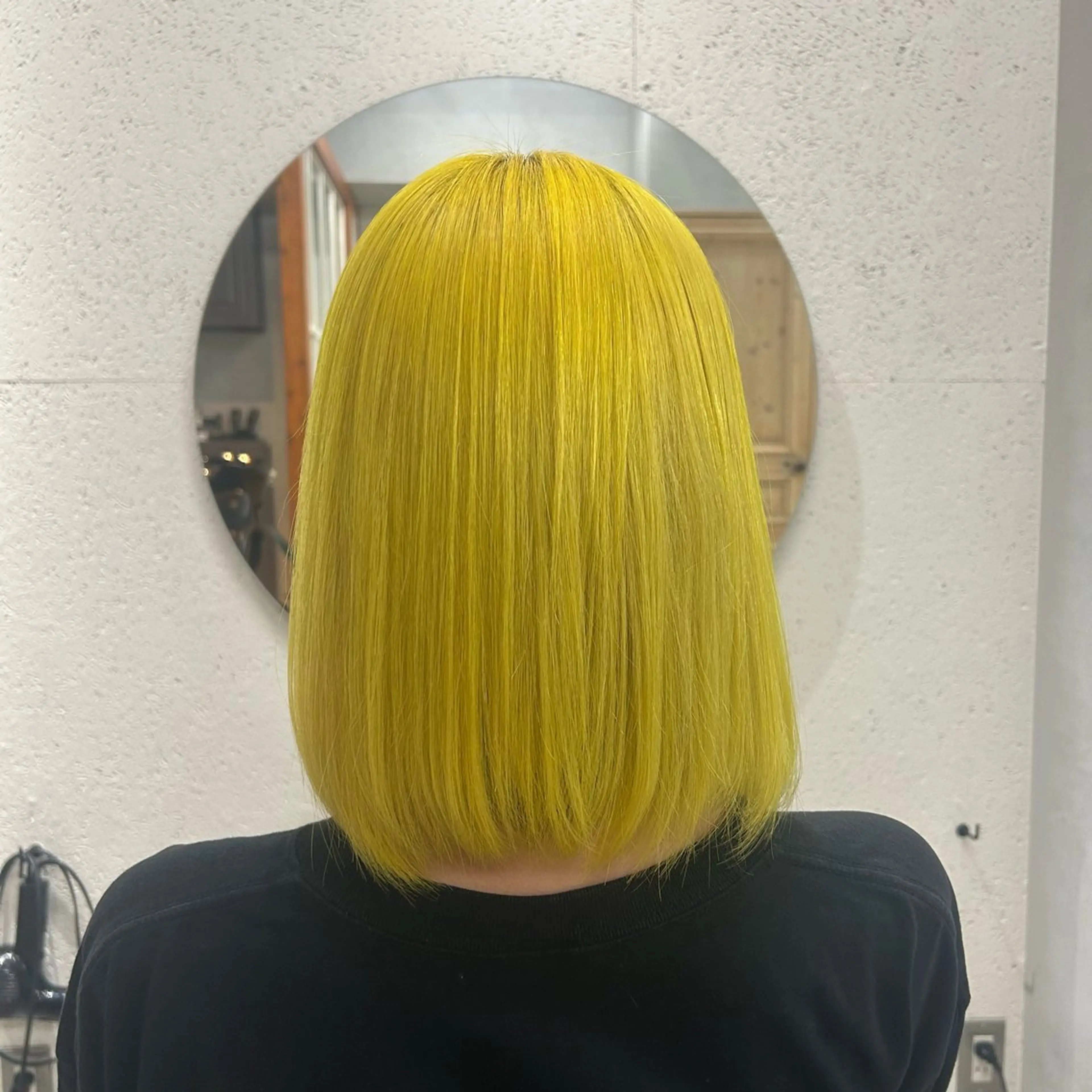 ミディアム カラー オカベ ショウマのヘアスタイル