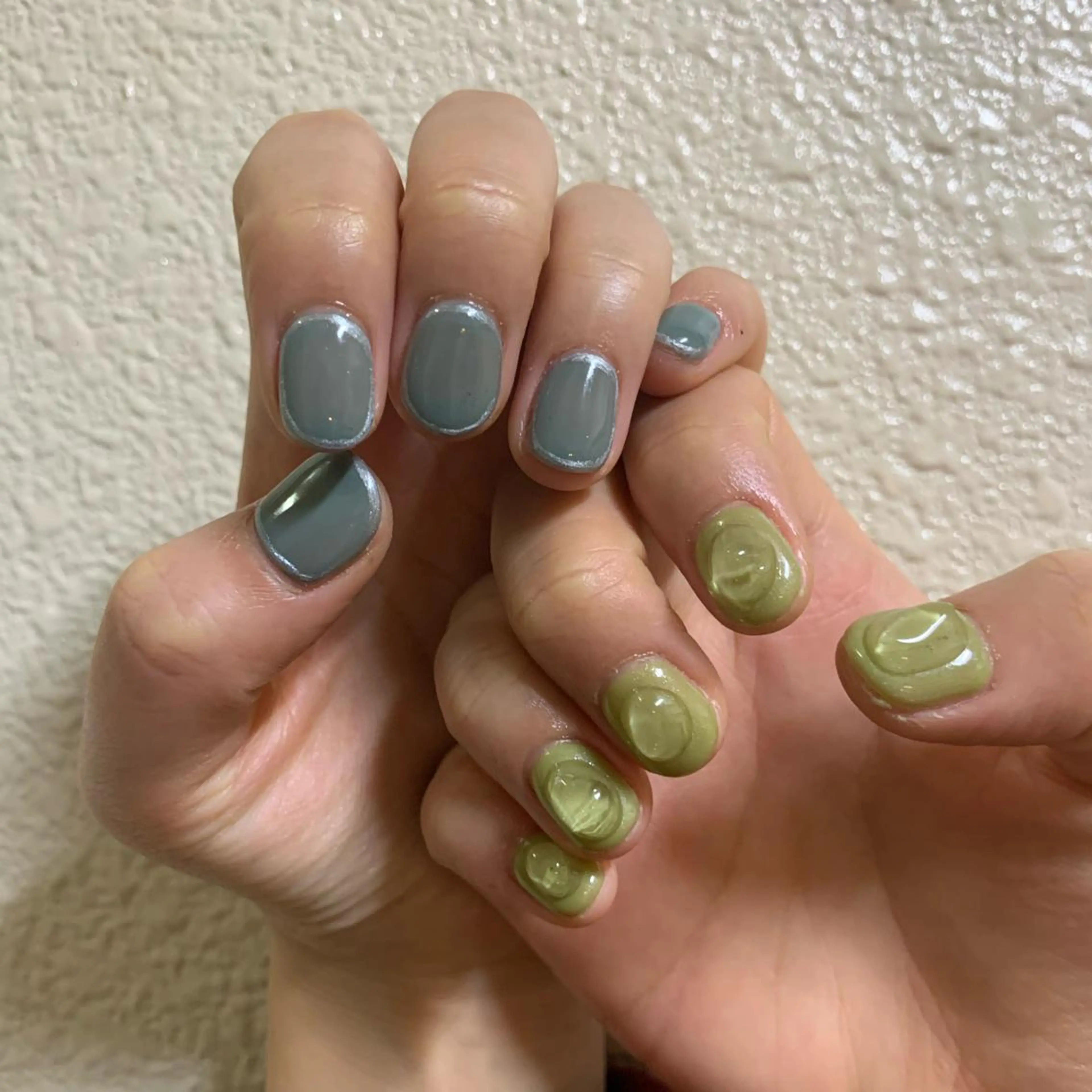 ネイル ネイルリボン 受付スタッフのネイルデザイン