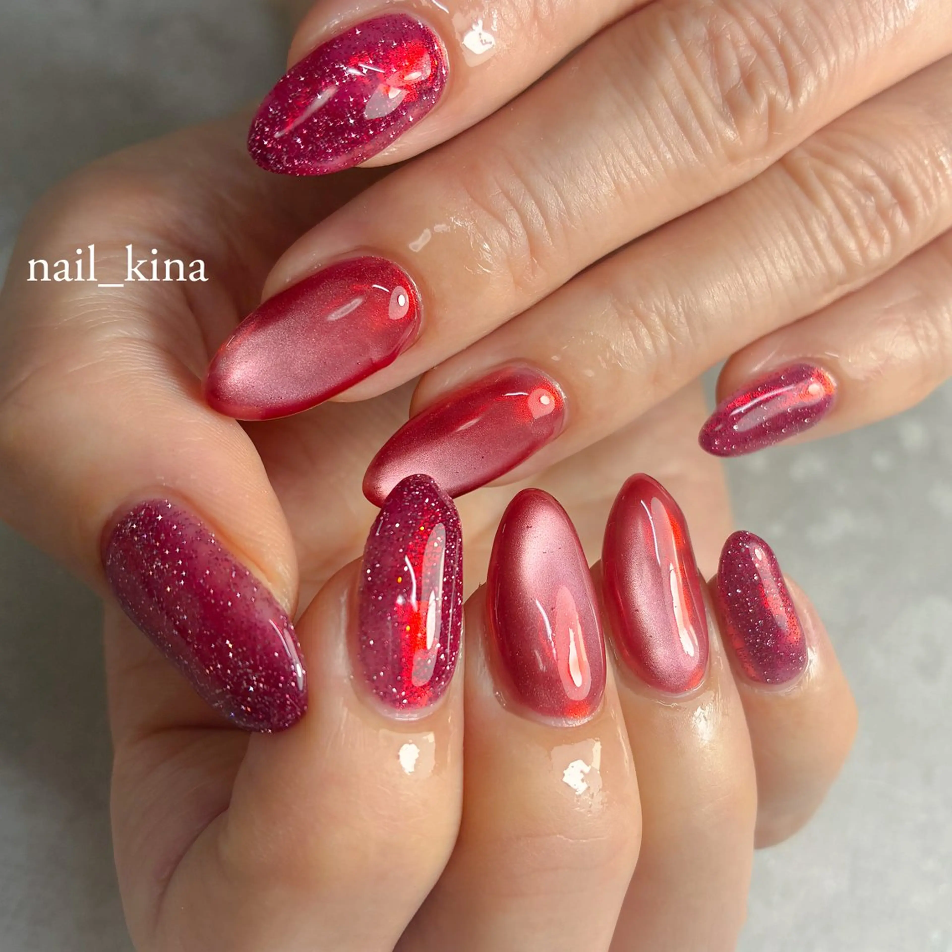 ネイル フラッシュネイル キラキラネイル ロングネイル マグネットネイル マグネットワンカラー nail_ kinaのネイルデザイン