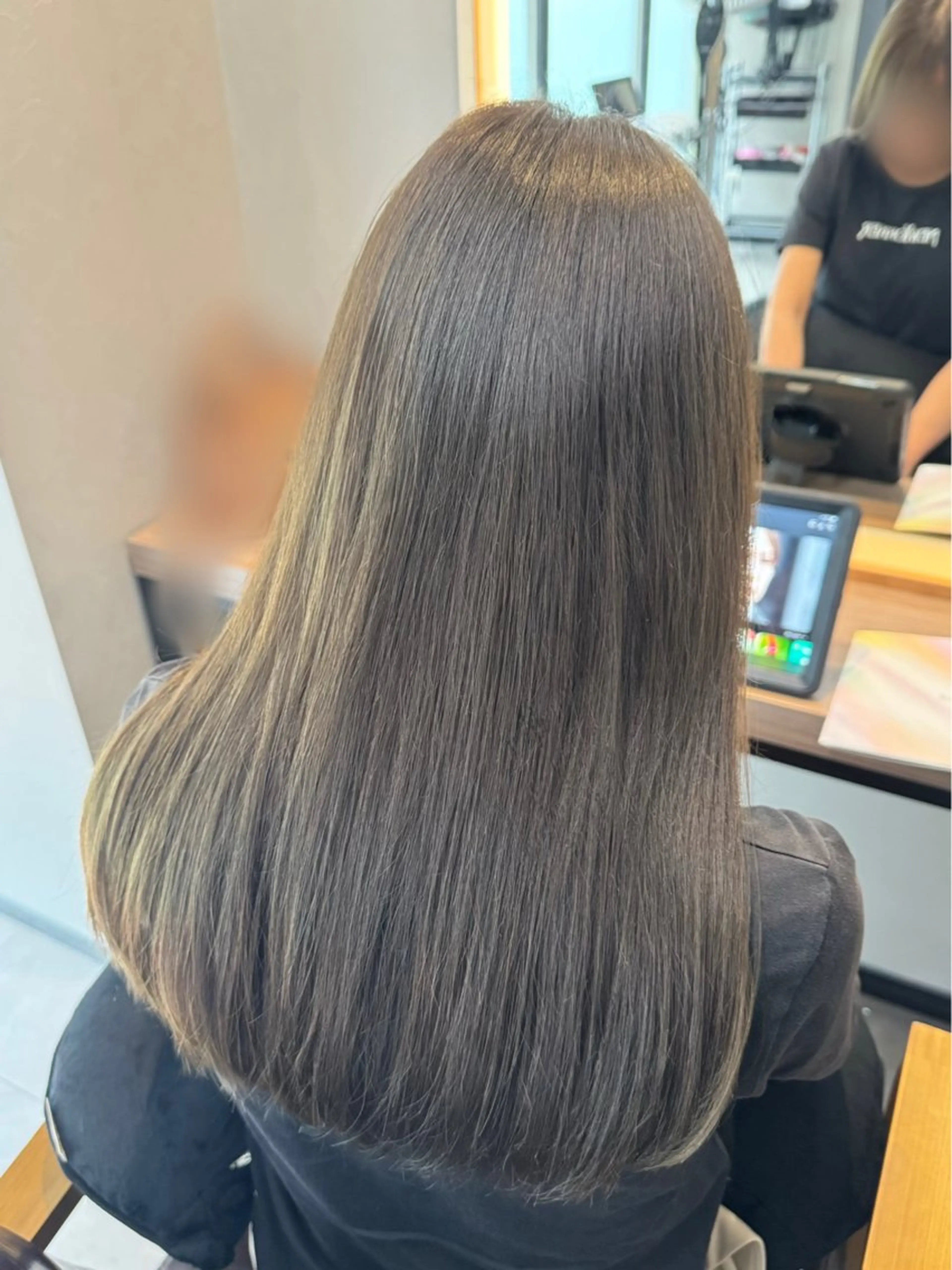 ミディアム カラー 透明感カラー オリーブカラー ヘアカラー トリートメント 髪質改善/レイヤー/ 🐣kokoro🌸のヘアスタイル