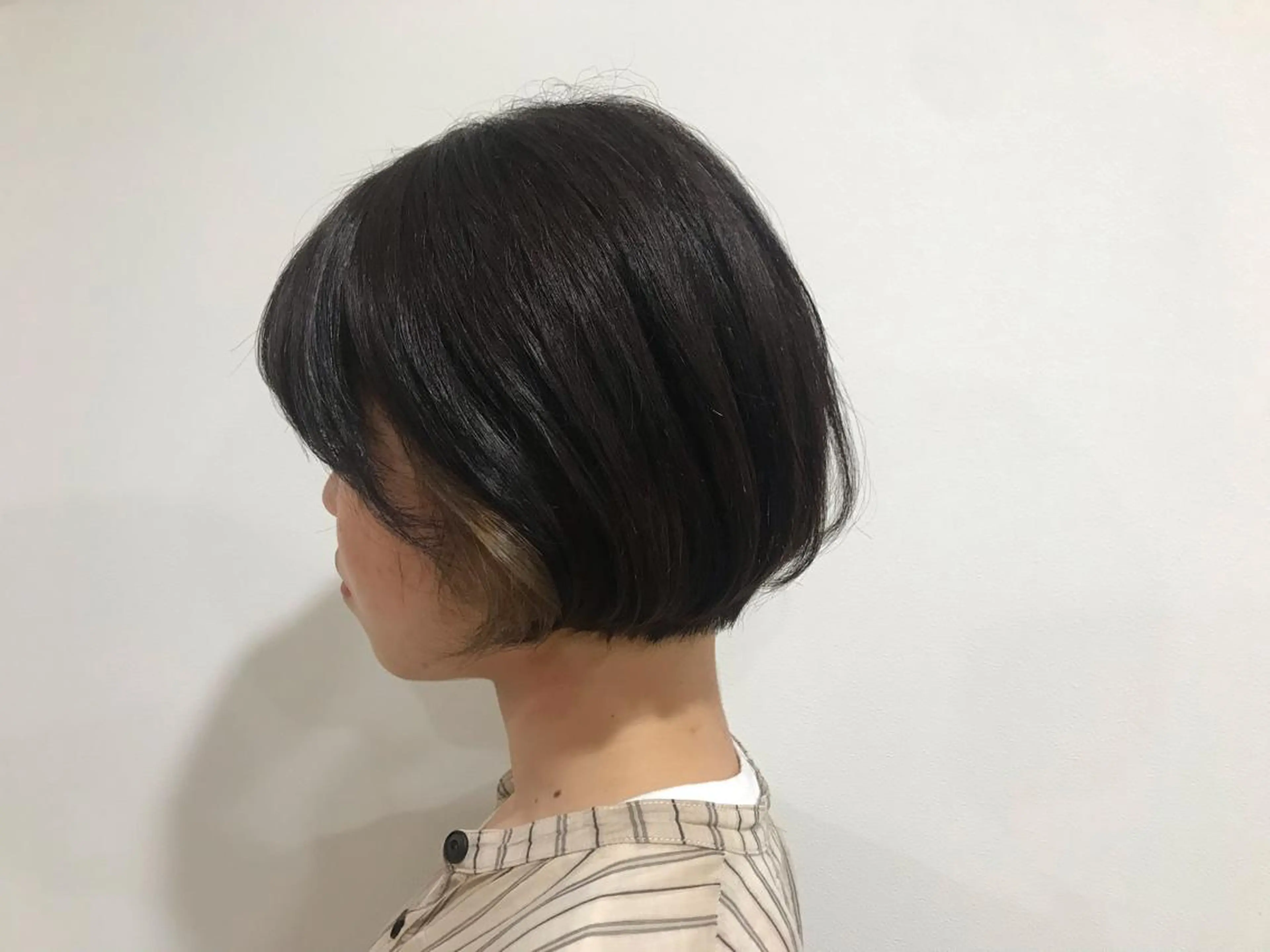 ショート カラー 暖色カラー🍊 ボブ🌿顔周りcutのヘアスタイル