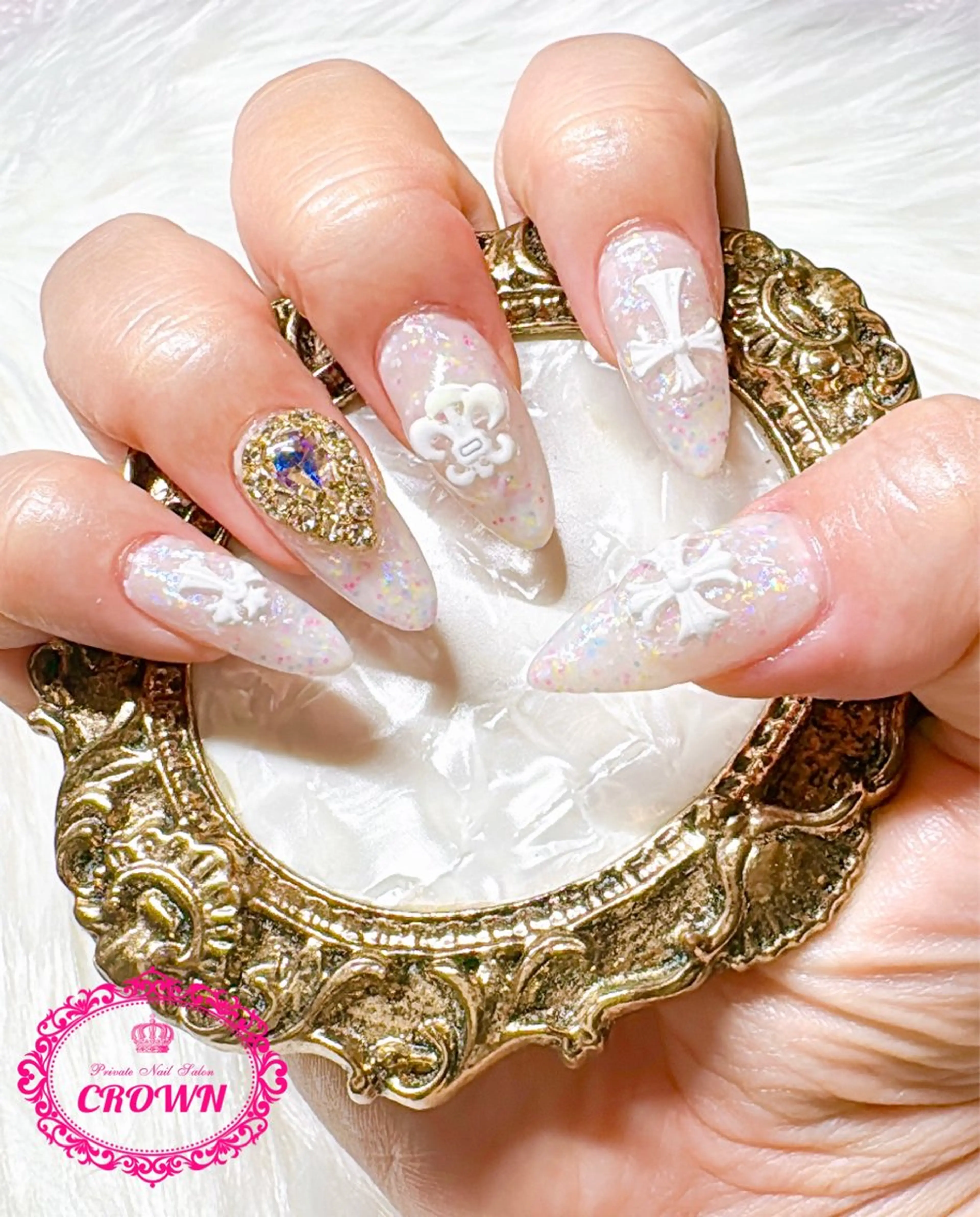 ネイル CROWN プライベートサロンのネイルデザイン
