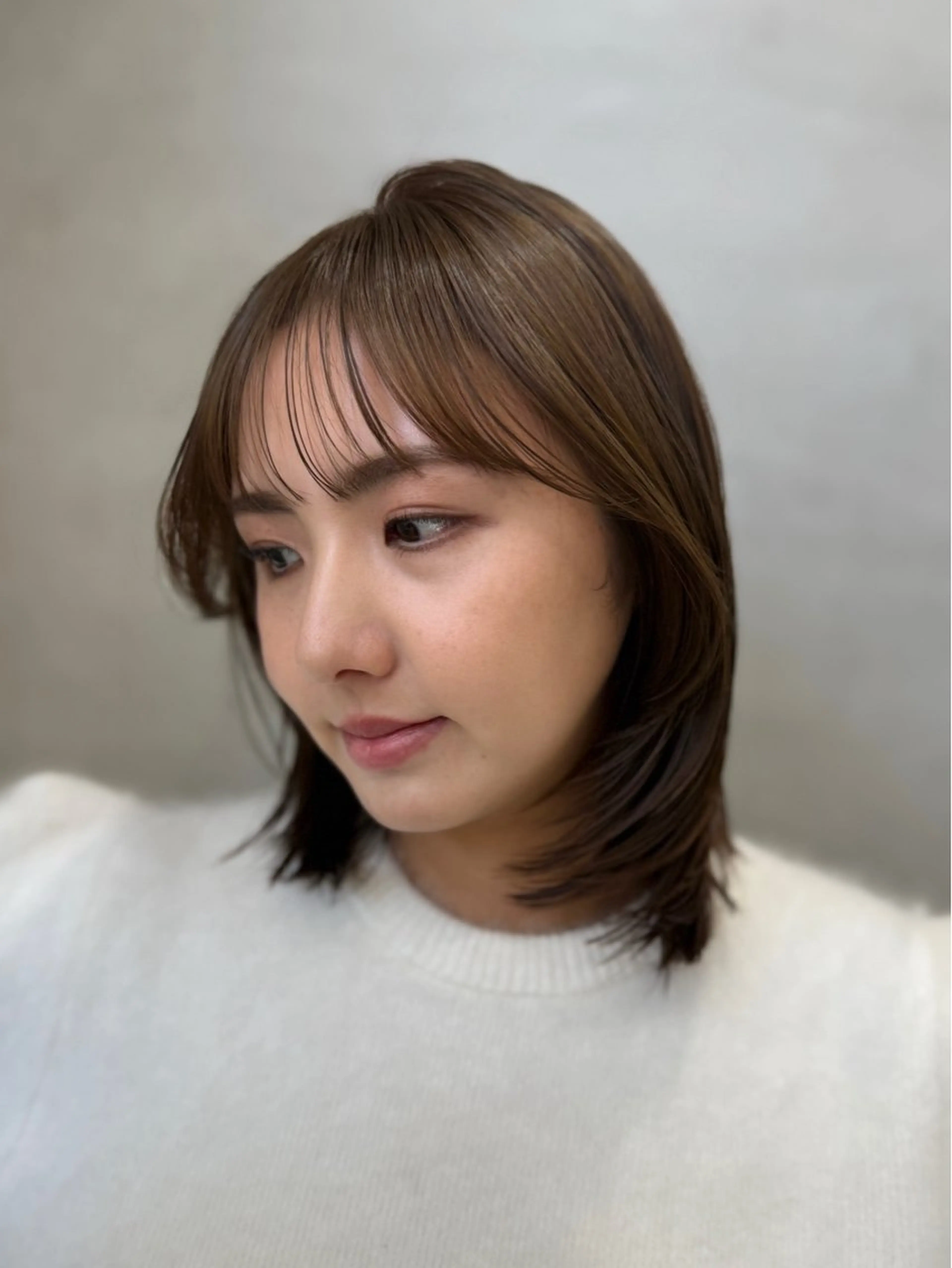 ミディアム カット ヘアカラー 柔らかレイヤー× 透け感カラー/SUのヘアスタイル