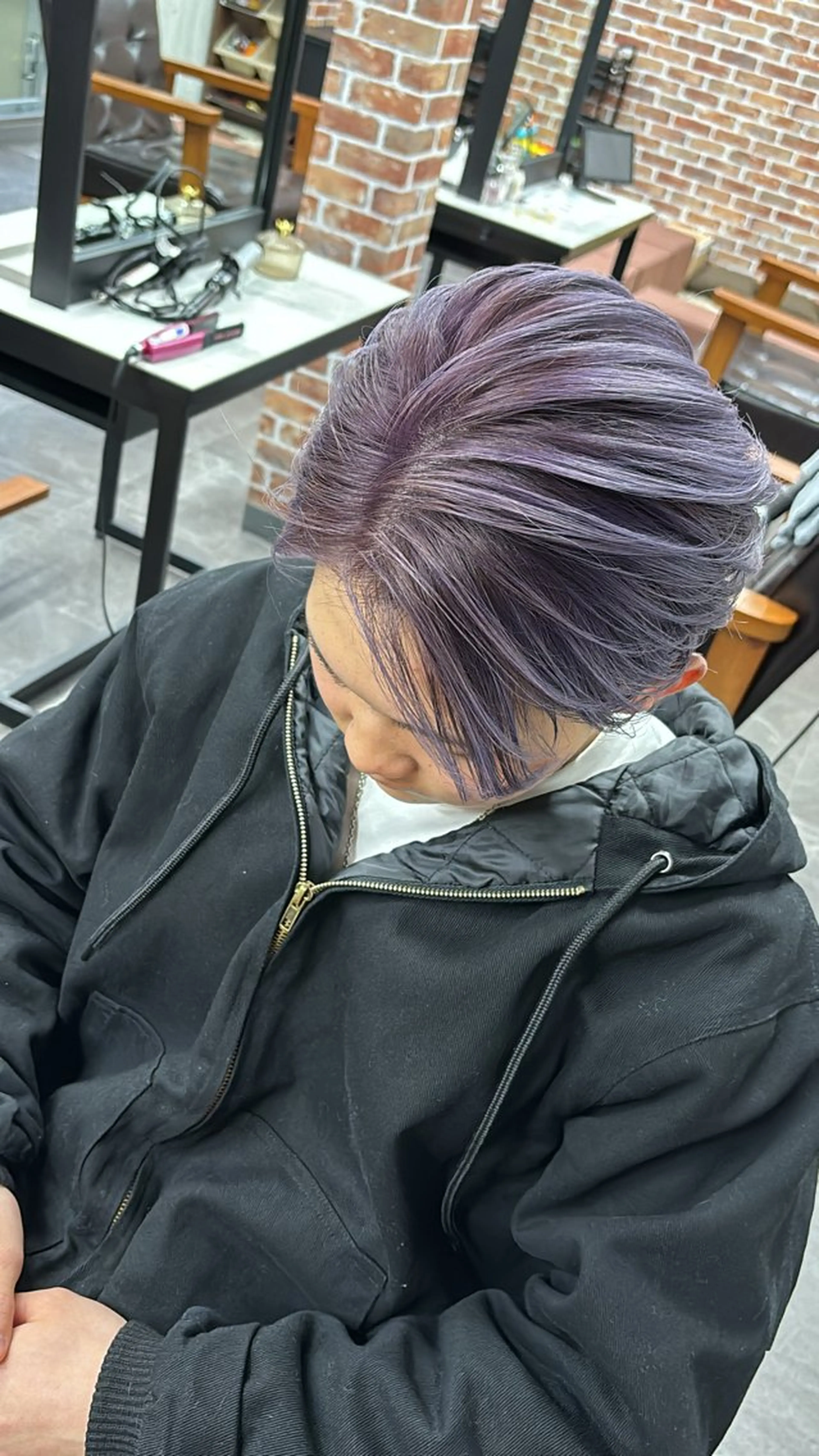 カラー メンズ メンズバレイヤージュ バレイヤージュ カット ヘアカラー ギャルの革命児 秀斗のヘアスタイル