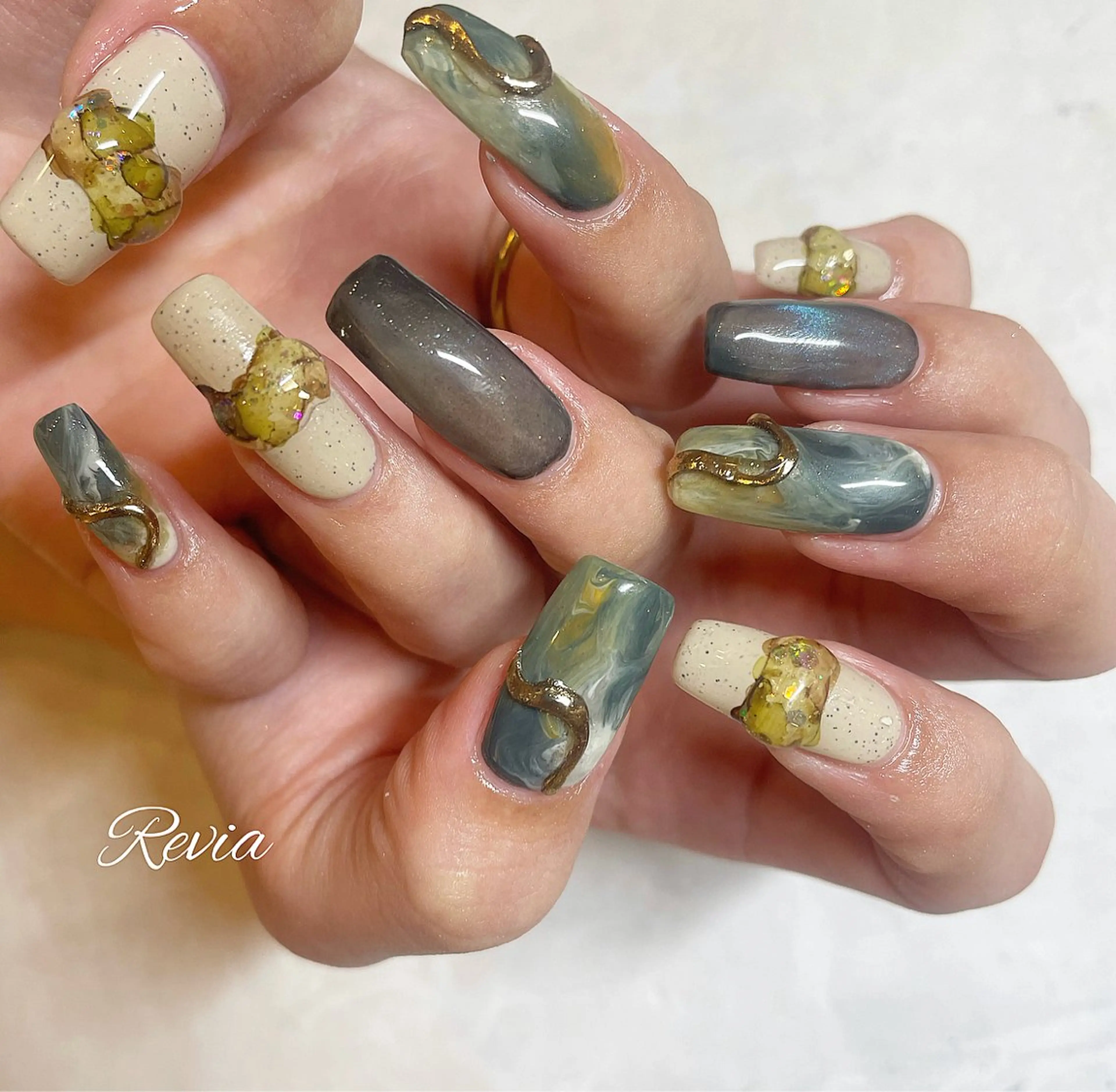 ネイル ハンドネイル revia所属・ERI Nailistのネイルデザイン