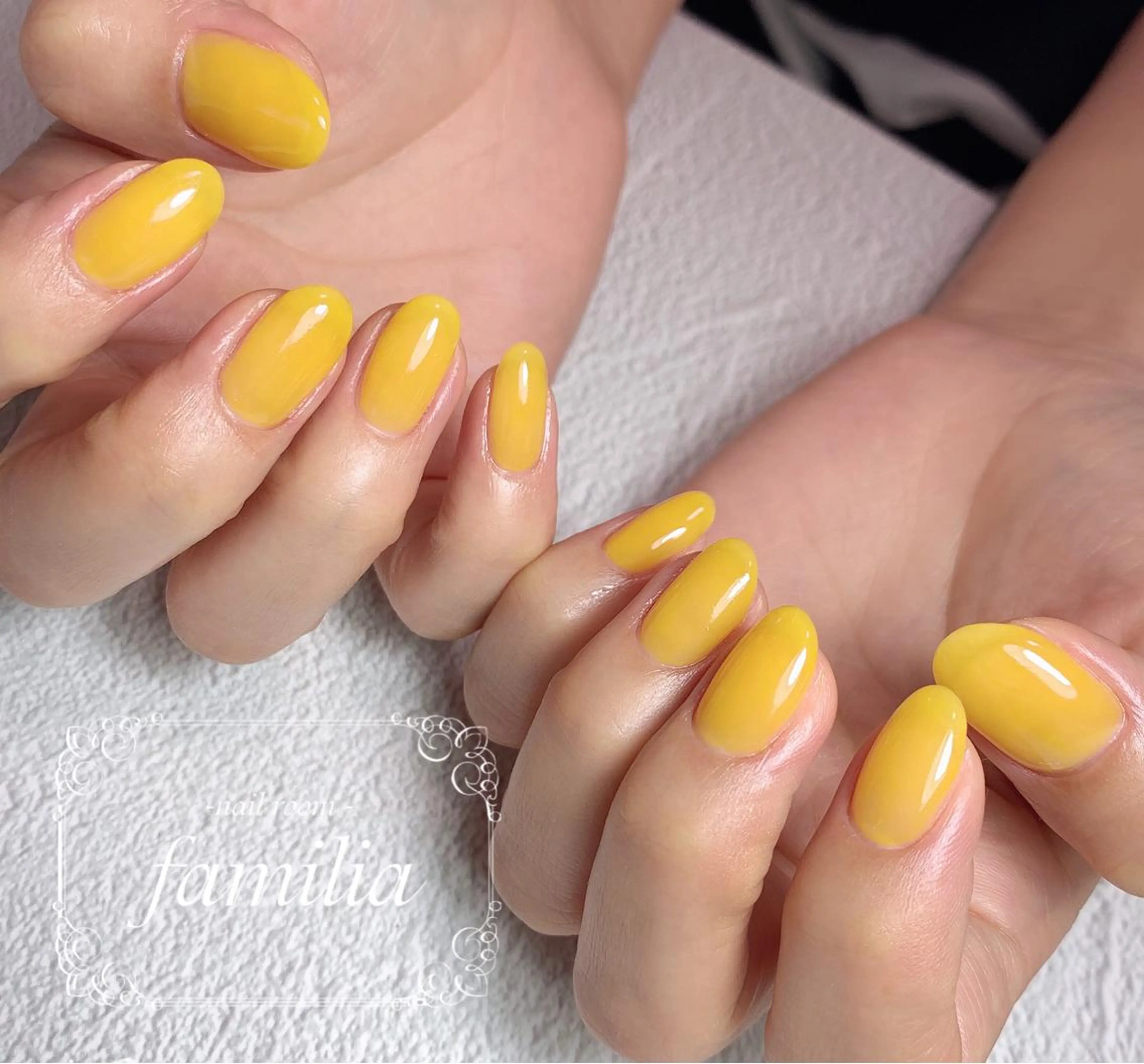 ネイル ハンドネイル -nailroom- familiaのネイルデザイン