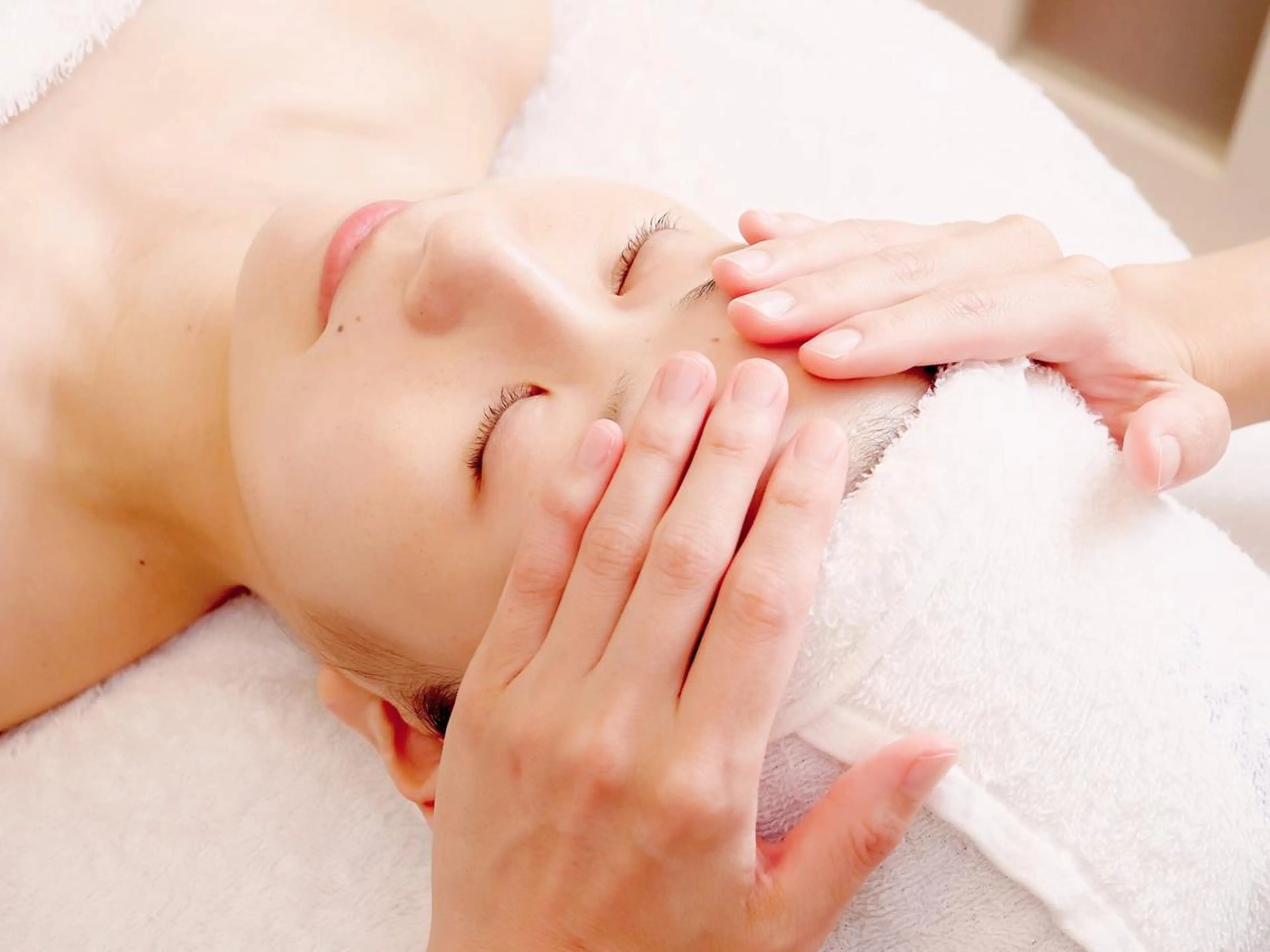 メナード高槻町店 中上由佳のエステ・リラクイメージ