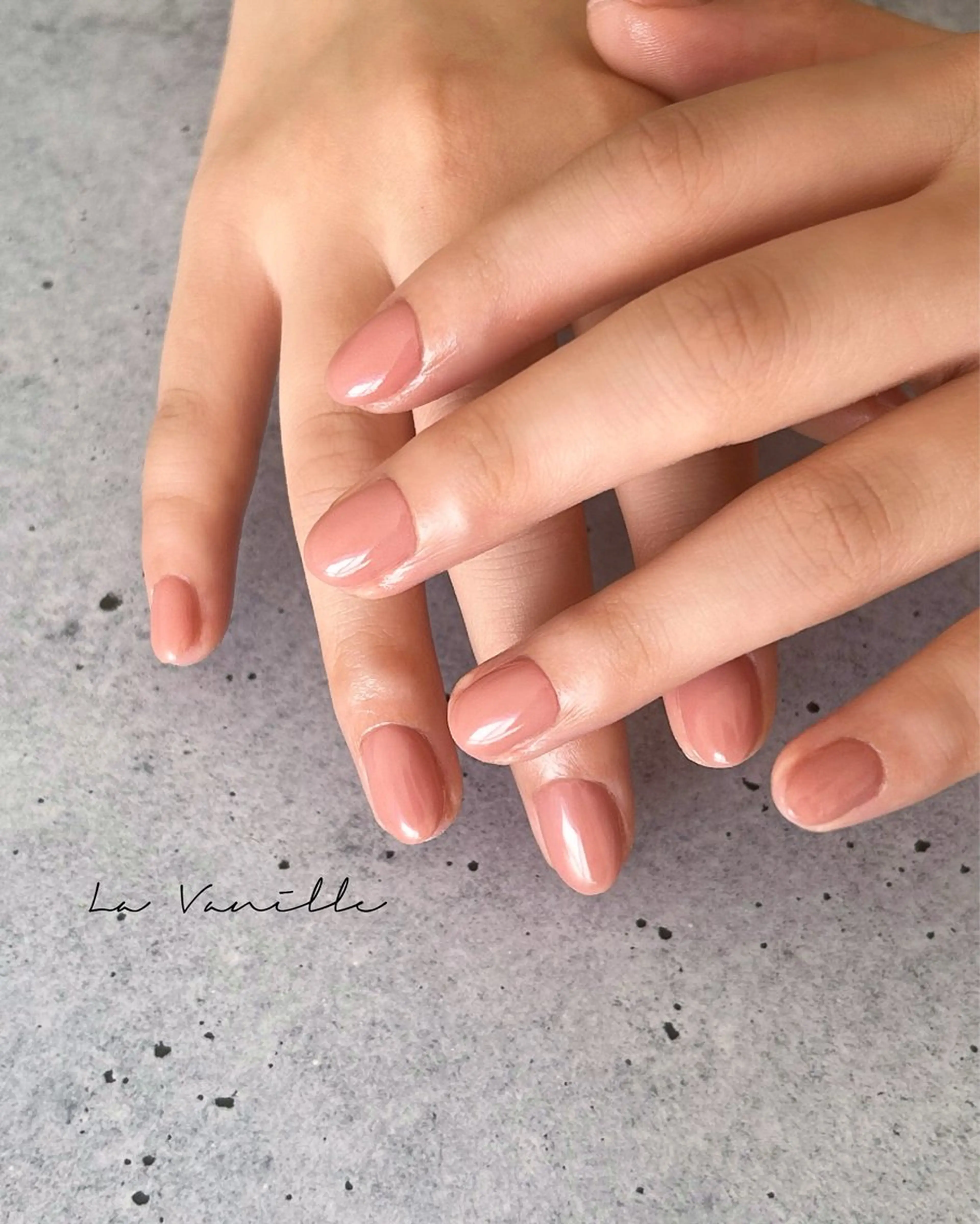 ネイル ワンカラーネイル ハンドネイル LaVanille 🌵Senkoのネイルデザイン