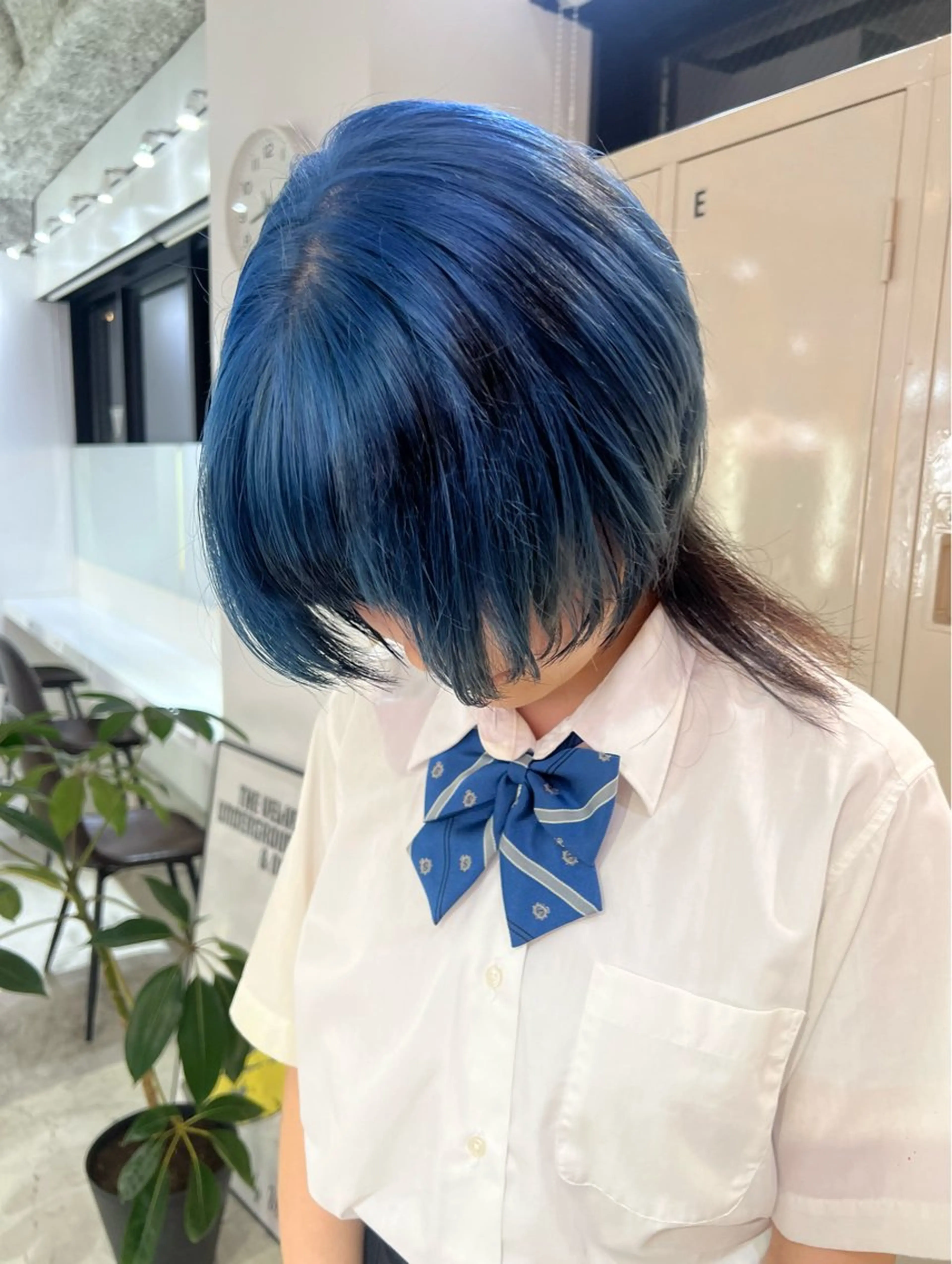 ミディアム カット ヘアカラー 💥ウルフカット デザインあんな💥のヘアスタイル