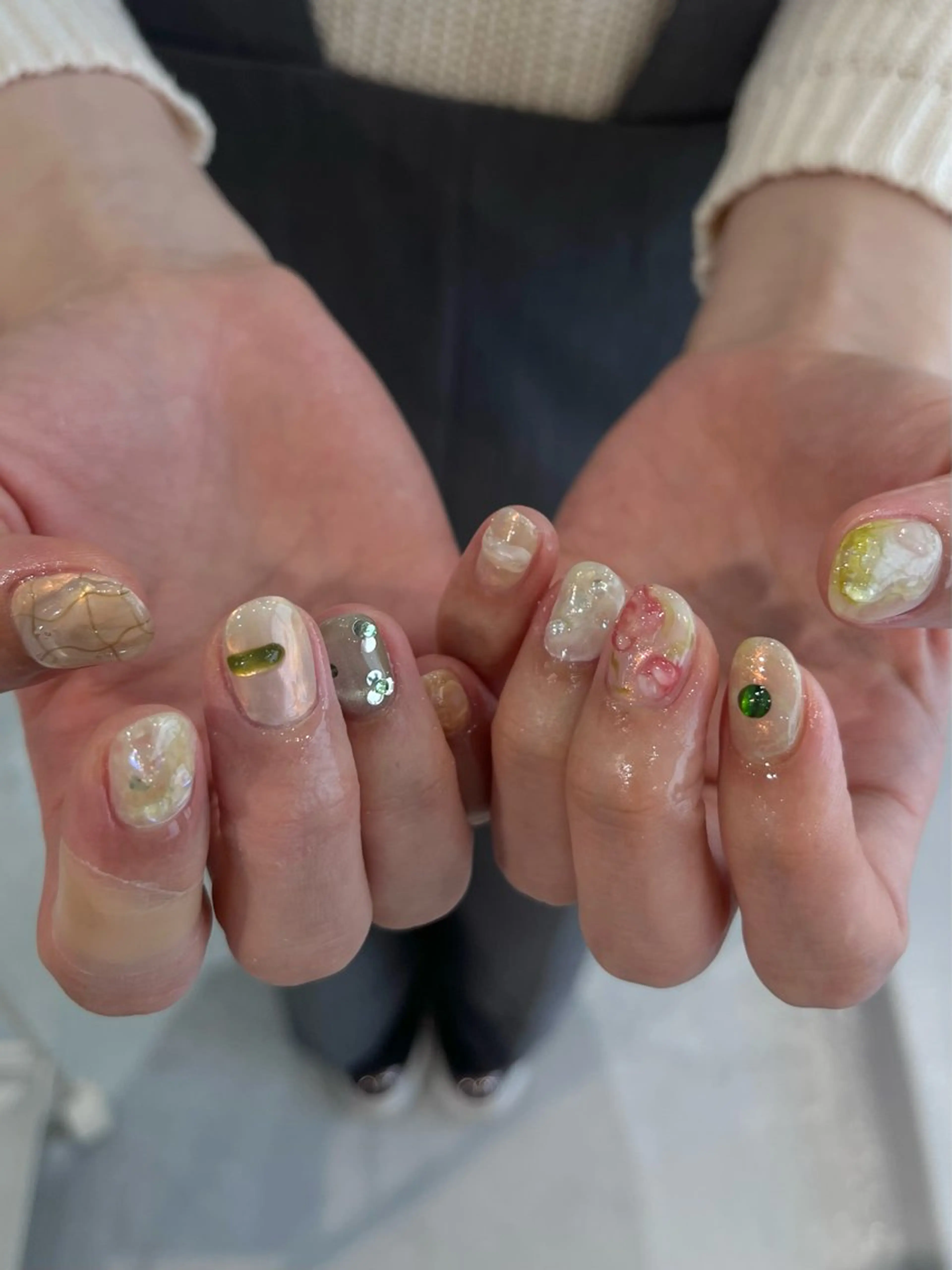 ネイル LETTER_& SAKIのネイルデザイン